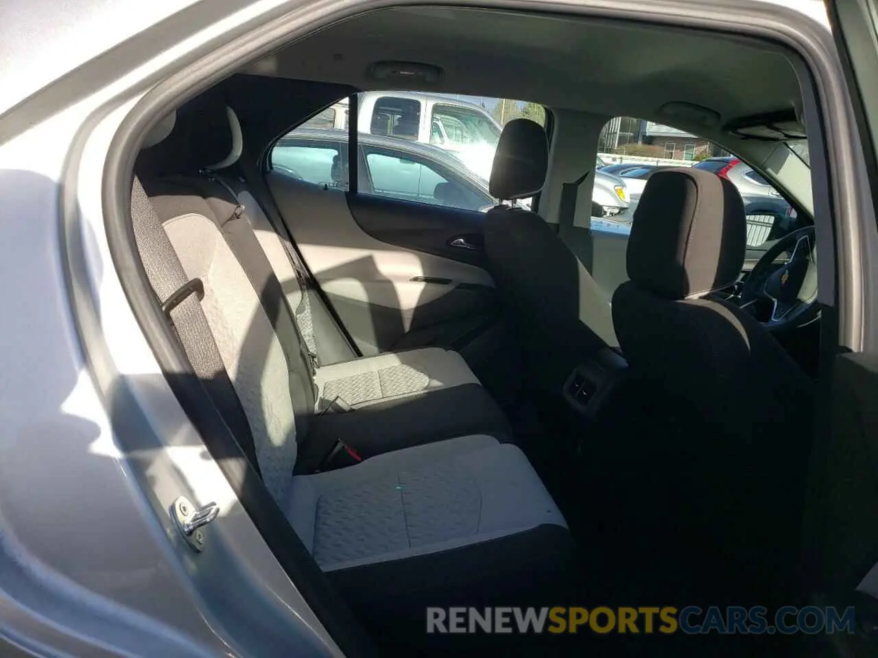 10 fotografías del automóvil dañado 3GNAXHEV8NS148066 CHEVROLET EQUINOX 2022