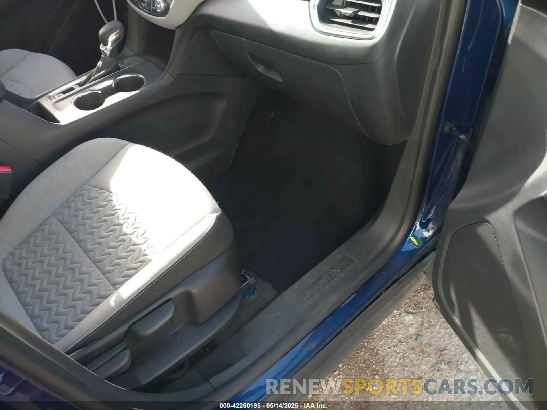5 fotografías del automóvil dañado 3GNAXHEV8NS245316 CHEVROLET EQUINOX 2022
