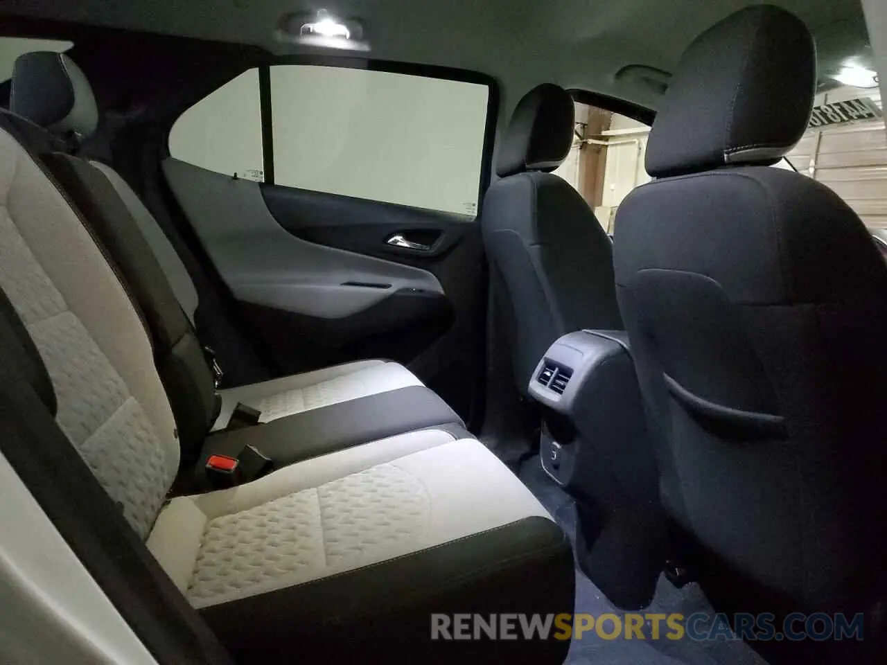 10 fotografías del automóvil dañado 3GNAXHEV9NS147296 CHEVROLET EQUINOX 2022