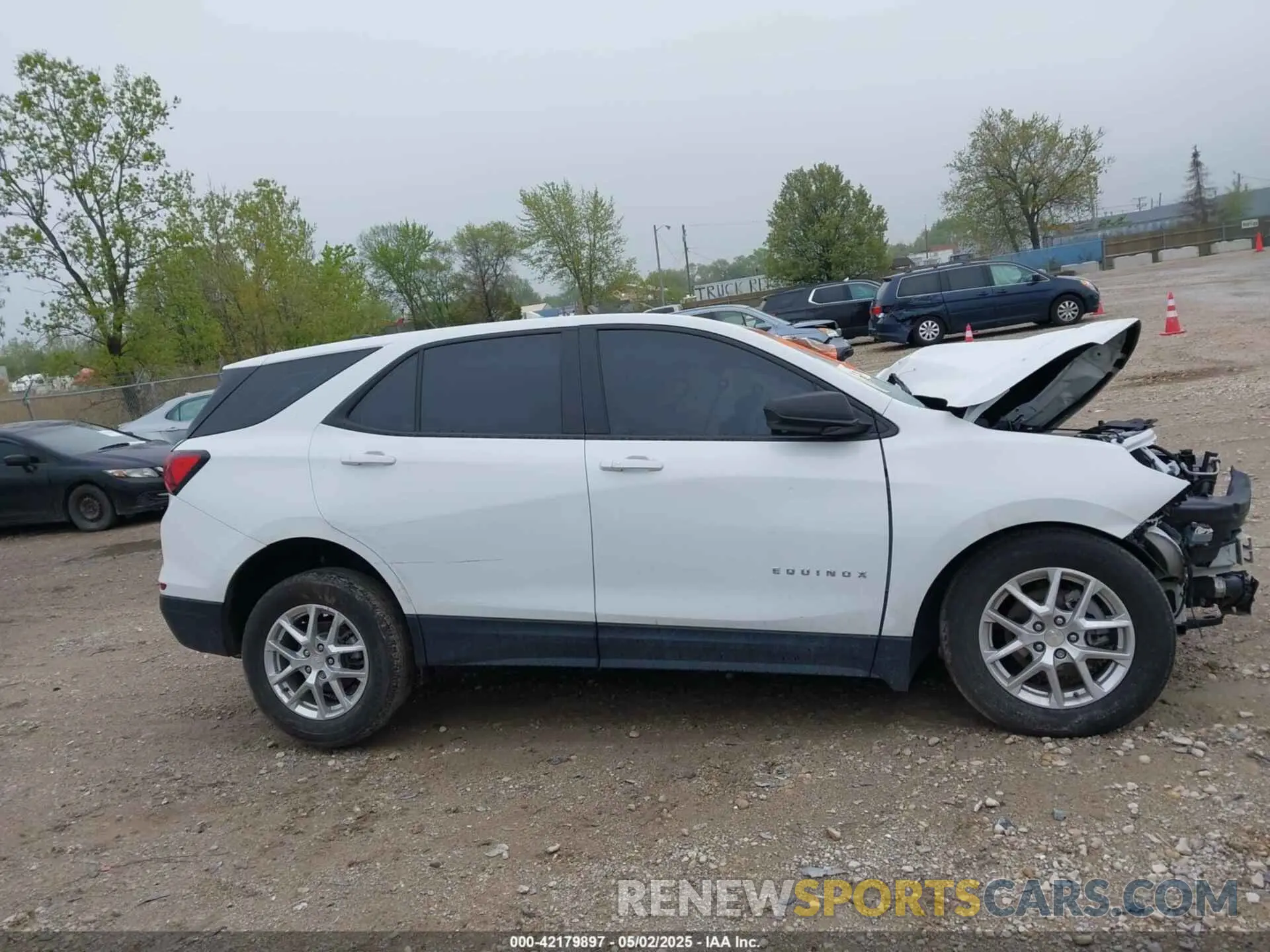 12 fotografías del automóvil dañado 3GNAXHEV9NS213412 CHEVROLET EQUINOX 2022