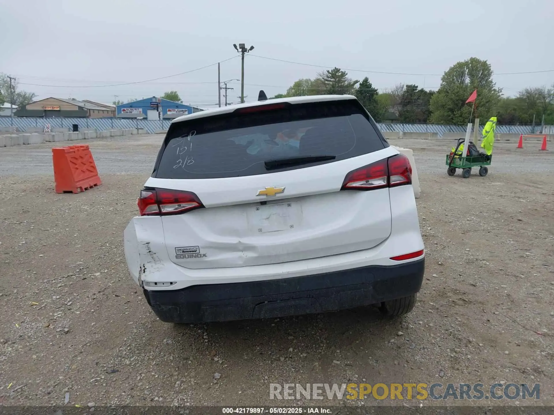 15 fotografías del automóvil dañado 3GNAXHEV9NS213412 CHEVROLET EQUINOX 2022