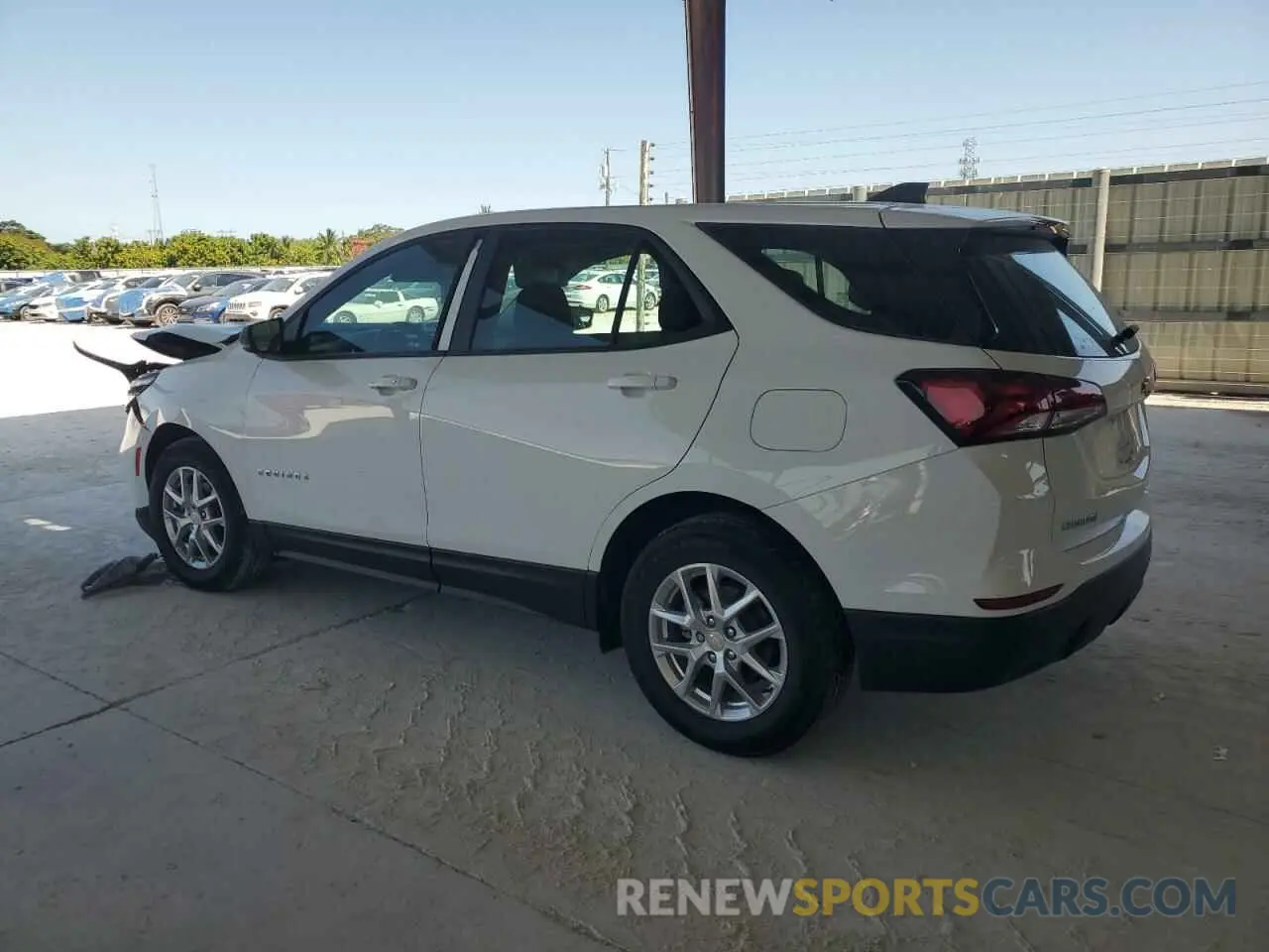 2 fotografías del automóvil dañado 3GNAXHEVXNS237315 CHEVROLET EQUINOX 2022