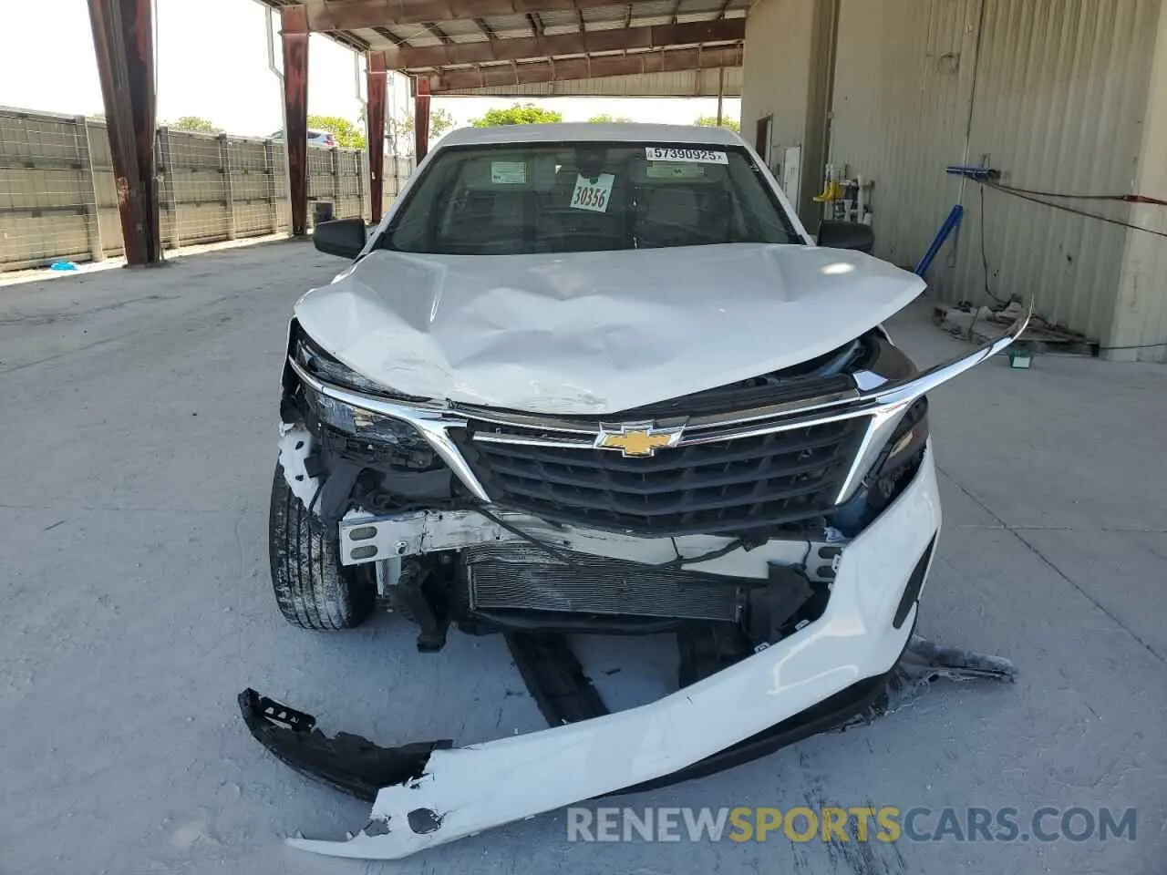 5 fotografías del automóvil dañado 3GNAXHEVXNS237315 CHEVROLET EQUINOX 2022