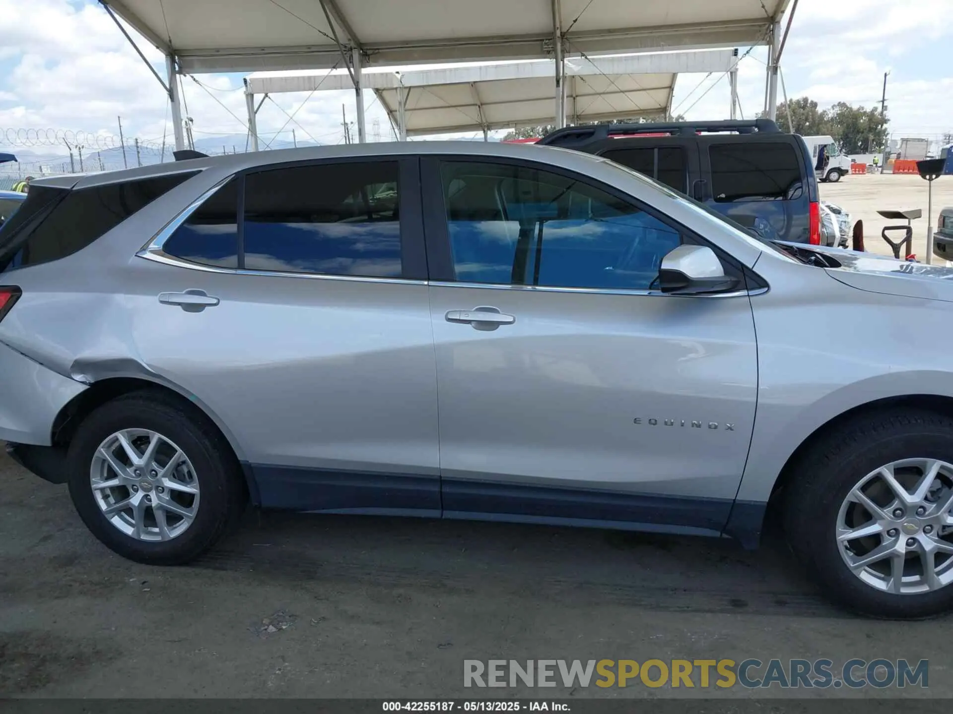 13 fotografías del automóvil dañado 3GNAXJEV7NL224880 CHEVROLET EQUINOX 2022