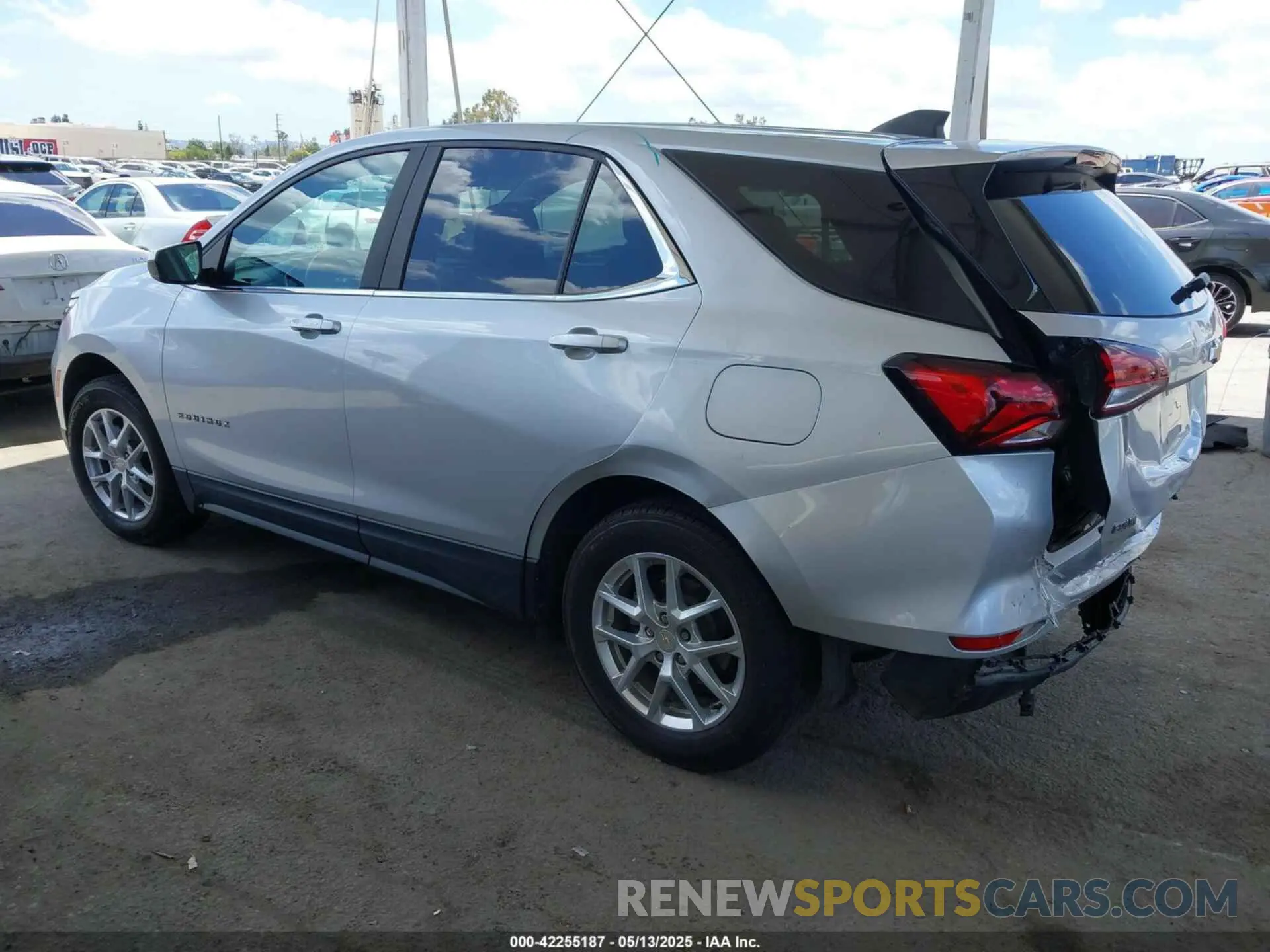 3 fotografías del automóvil dañado 3GNAXJEV7NL224880 CHEVROLET EQUINOX 2022