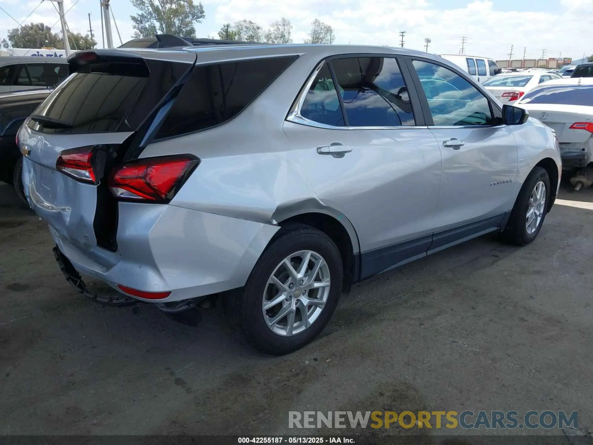 4 fotografías del automóvil dañado 3GNAXJEV7NL224880 CHEVROLET EQUINOX 2022