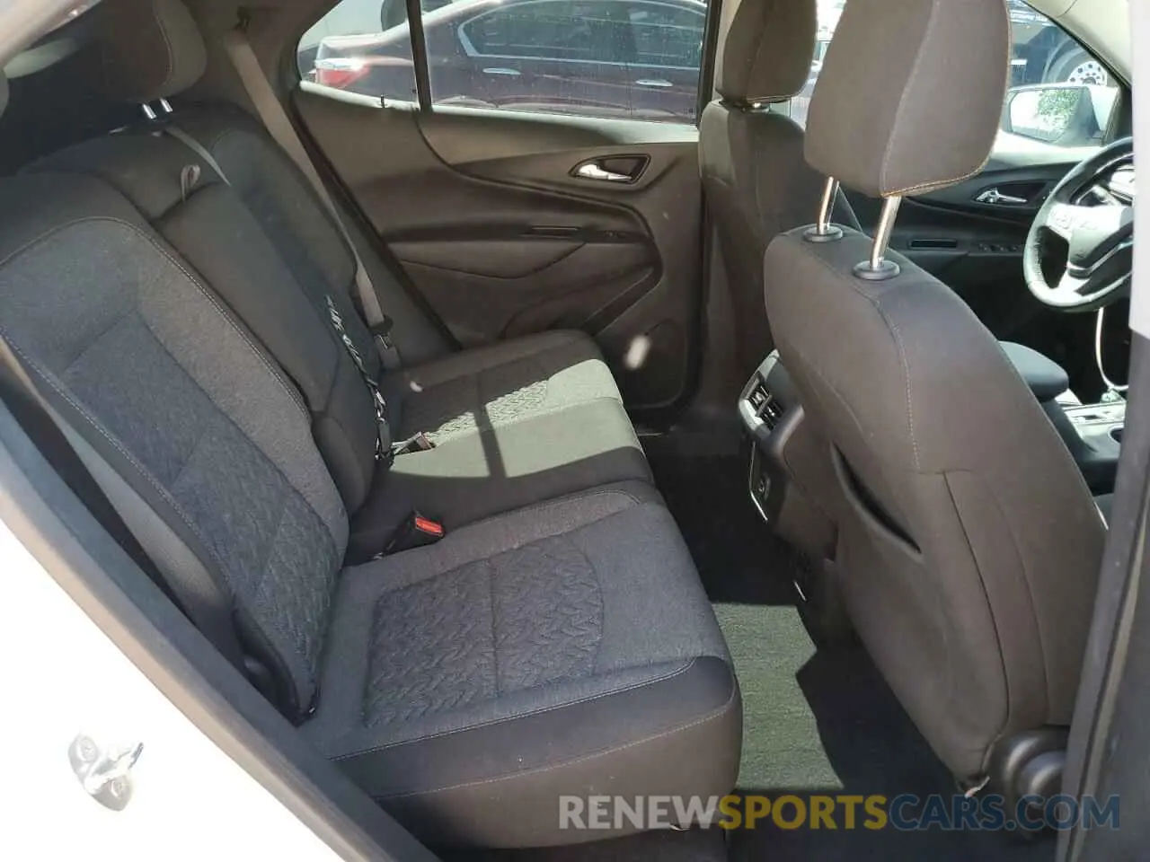 11 fotografías del automóvil dañado 3GNAXKEV0NL227352 CHEVROLET EQUINOX 2022