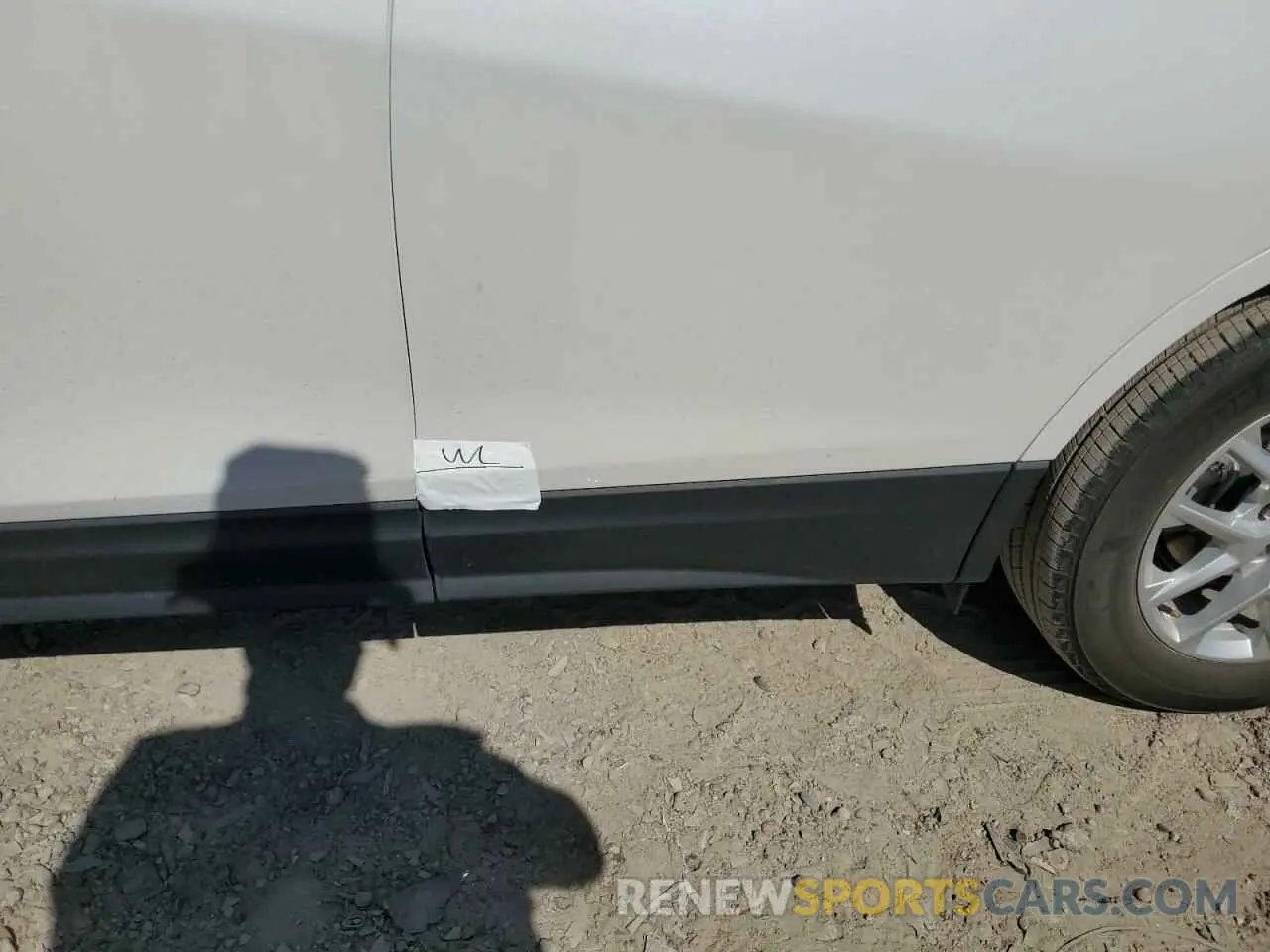 13 fotografías del automóvil dañado 3GNAXKEV0NL227352 CHEVROLET EQUINOX 2022