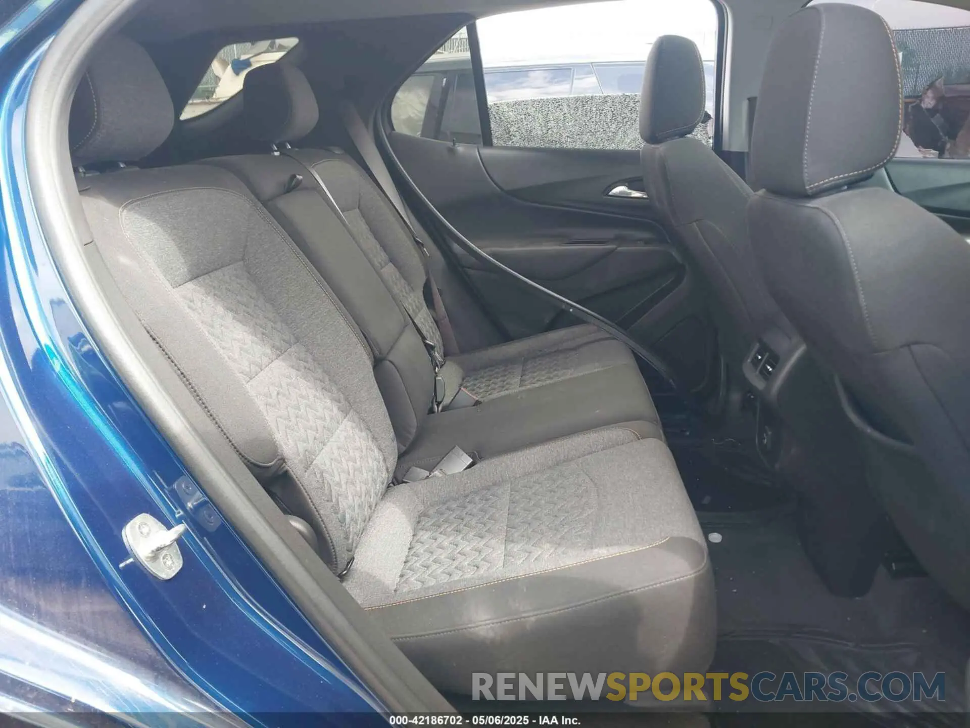 8 fotografías del automóvil dañado 3GNAXKEV0NL272405 CHEVROLET EQUINOX 2022
