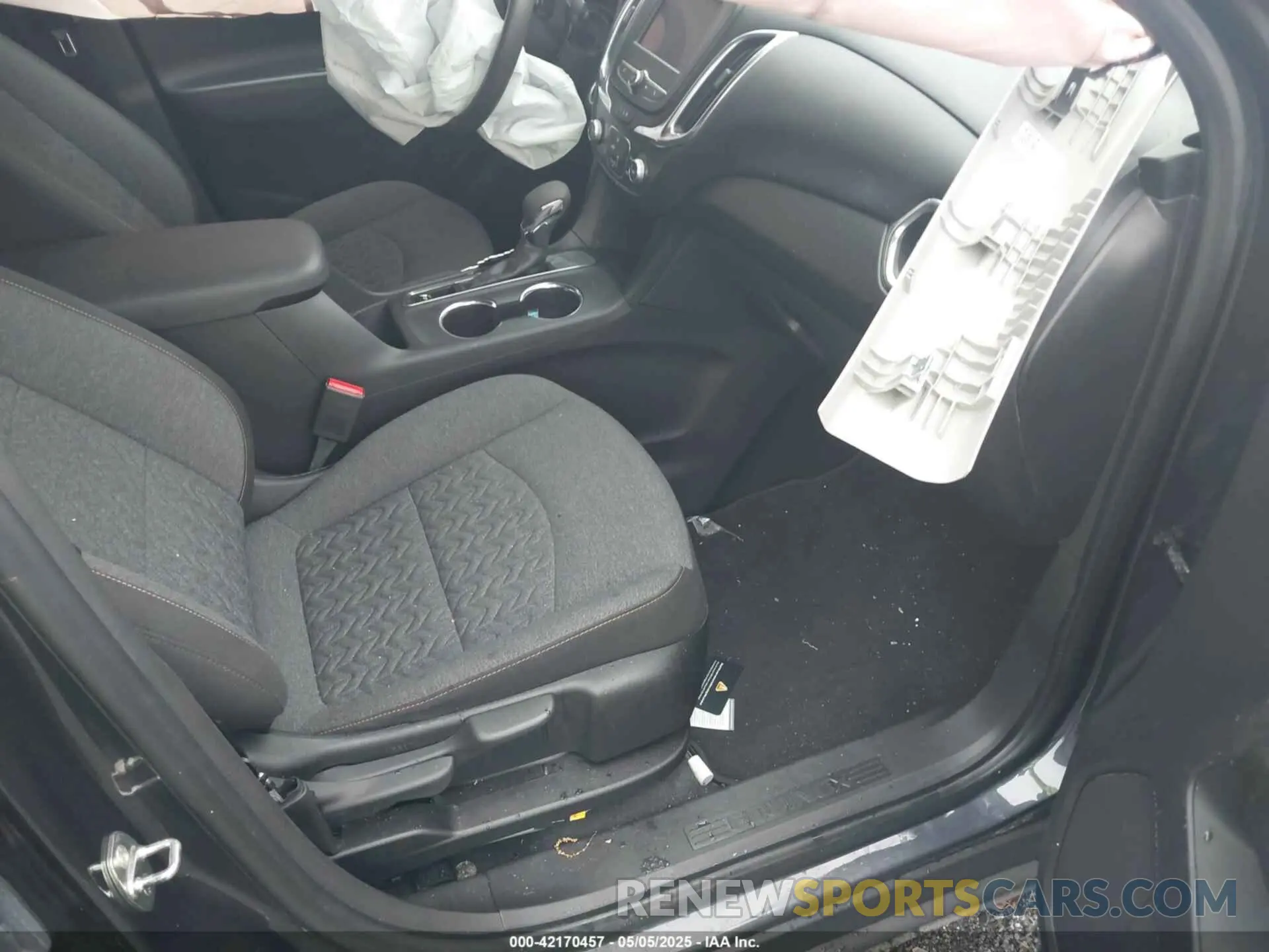 5 fotografías del automóvil dañado 3GNAXKEV0NS100297 CHEVROLET EQUINOX 2022