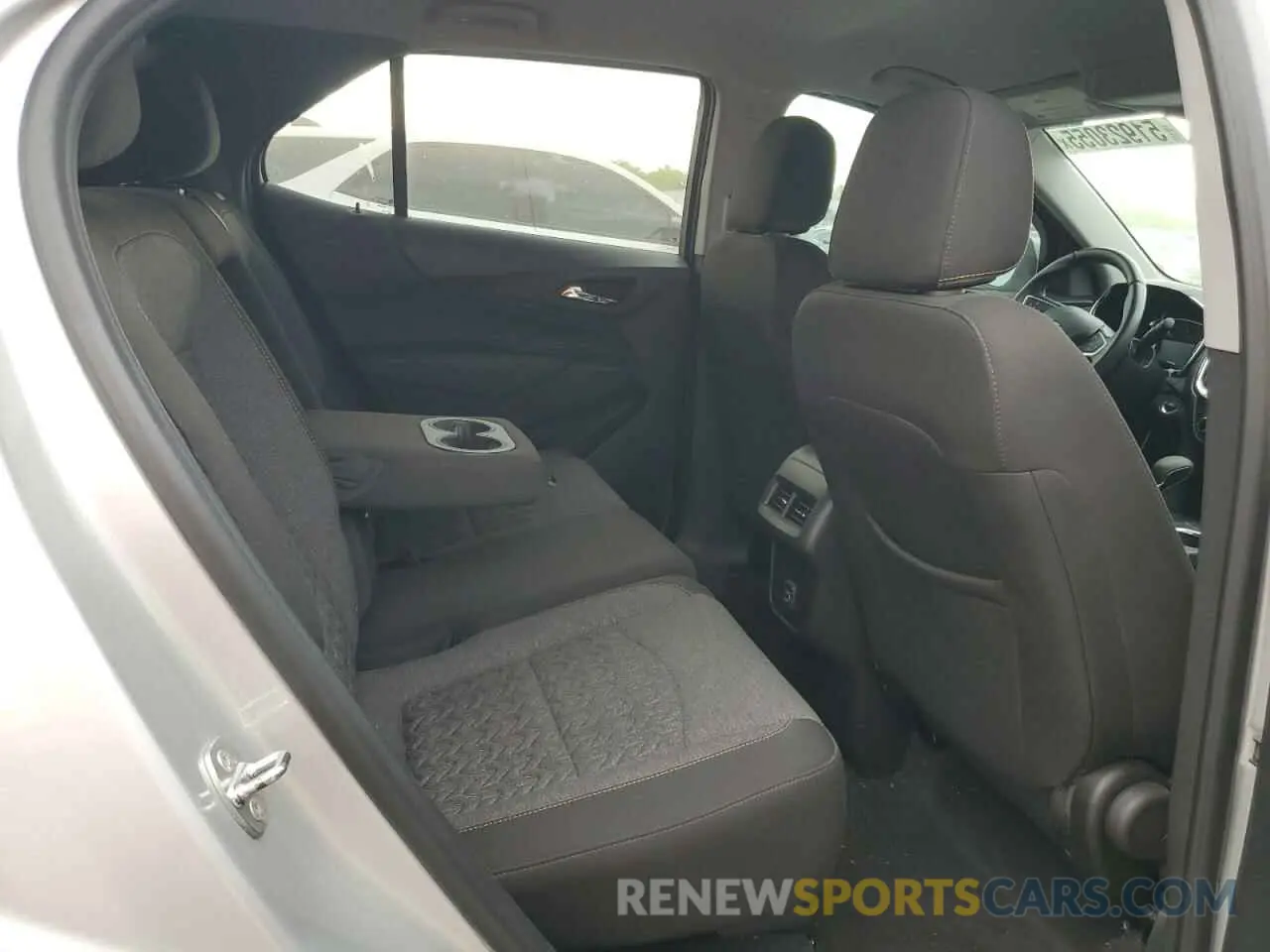 10 fotografías del automóvil dañado 3GNAXKEV0NS193161 CHEVROLET EQUINOX 2022