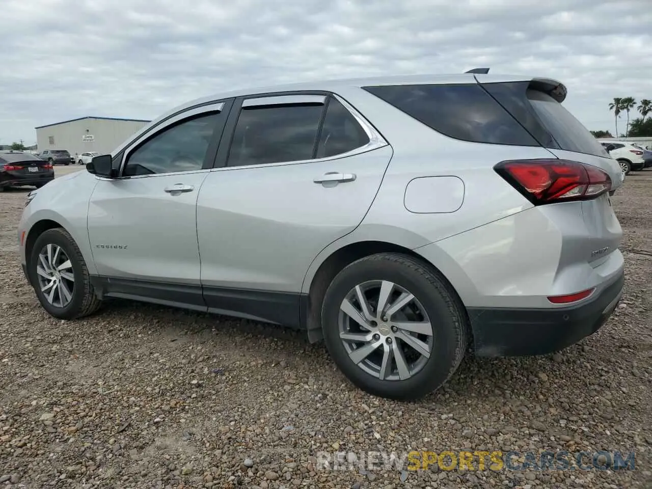2 fotografías del automóvil dañado 3GNAXKEV0NS193161 CHEVROLET EQUINOX 2022