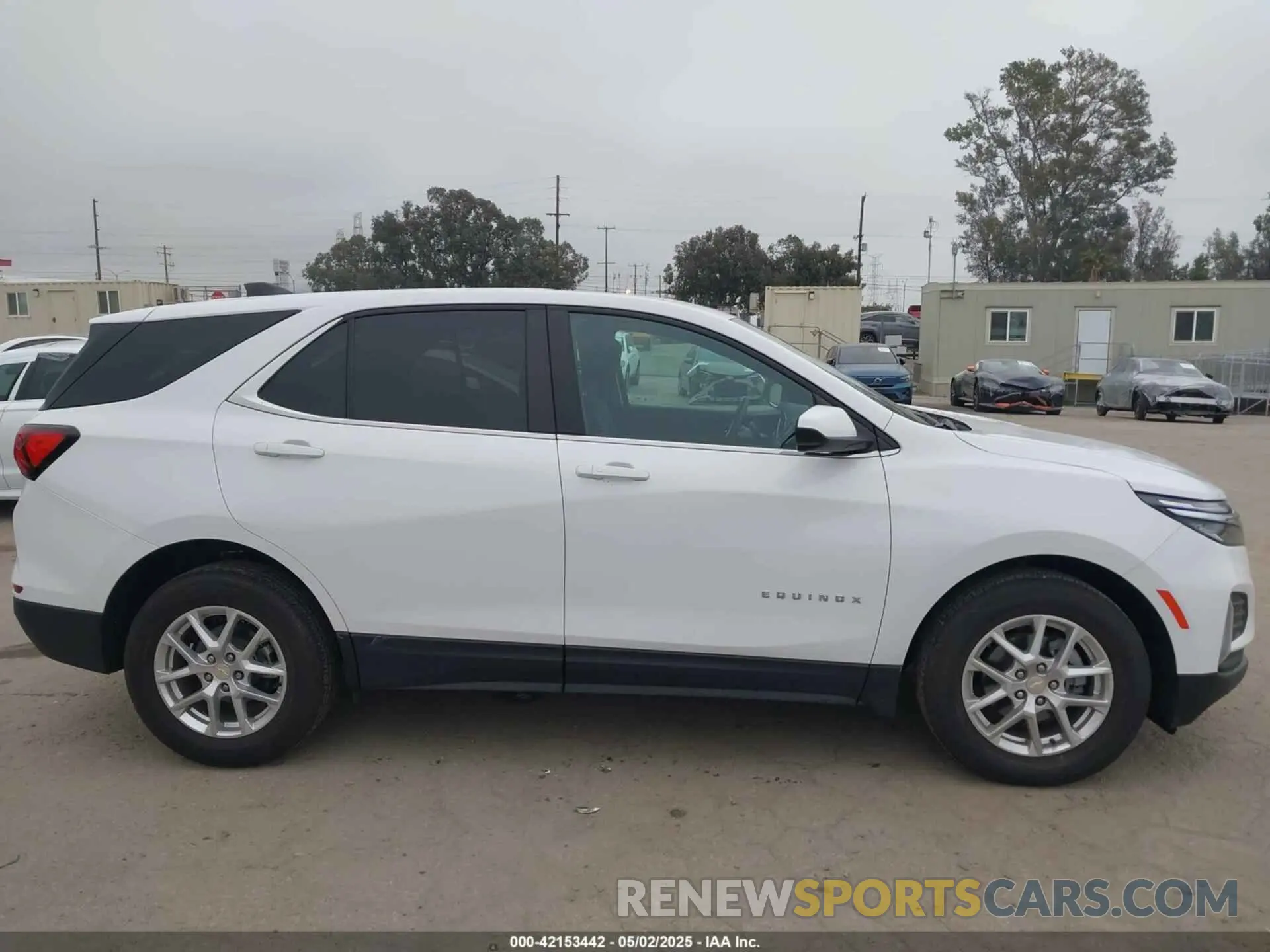 13 fotografías del automóvil dañado 3GNAXKEV1NL112856 CHEVROLET EQUINOX 2022