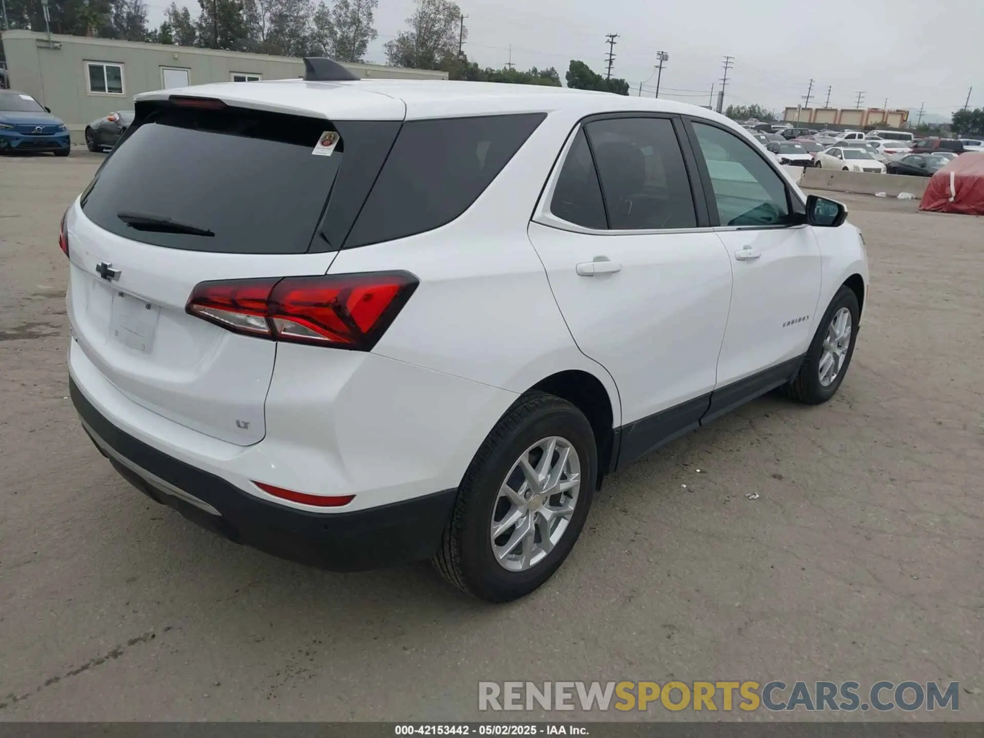4 fotografías del automóvil dañado 3GNAXKEV1NL112856 CHEVROLET EQUINOX 2022