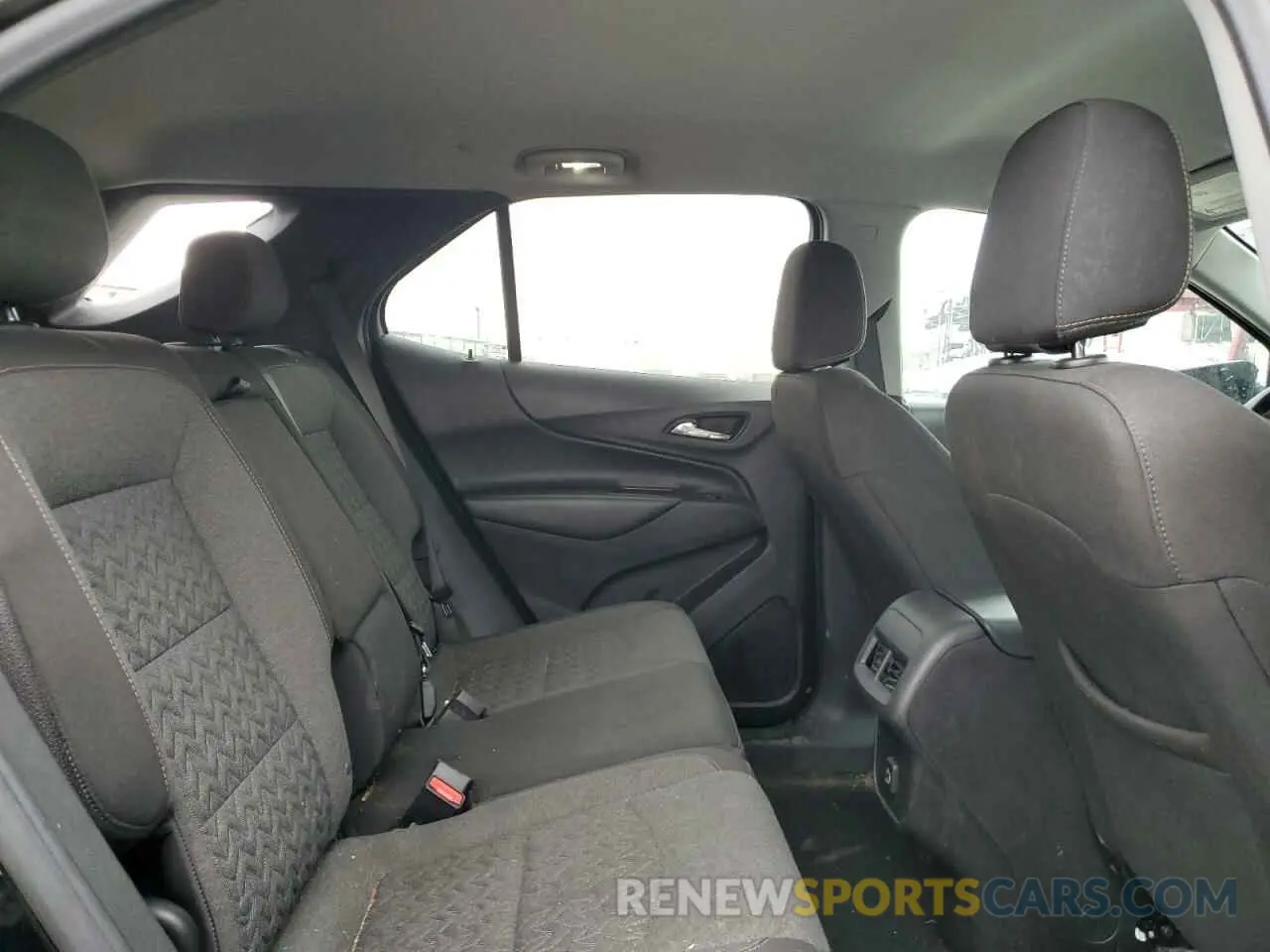 11 fotografías del automóvil dañado 3GNAXKEV1NL123002 CHEVROLET EQUINOX 2022
