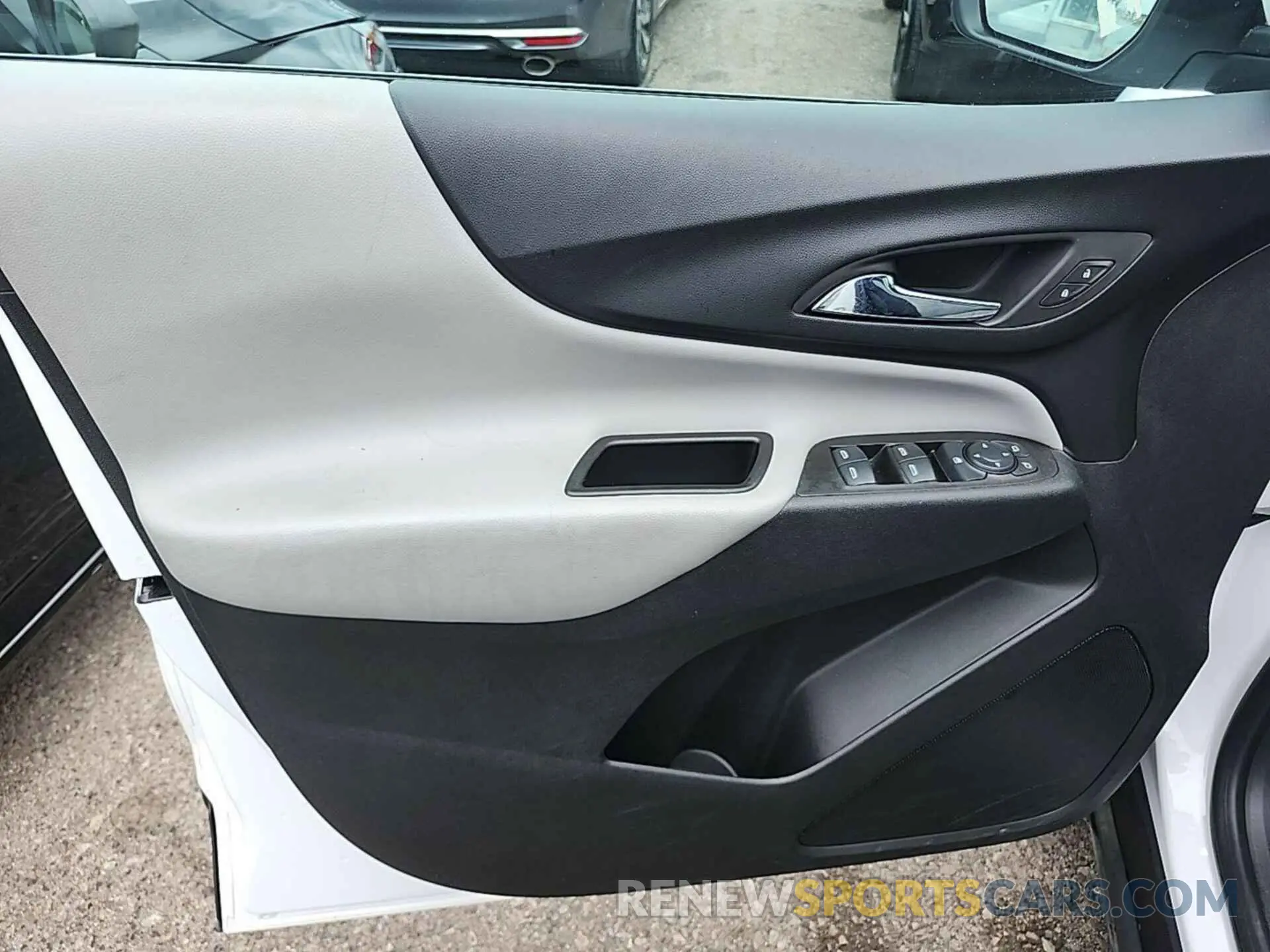 13 fotografías del automóvil dañado 3GNAXKEV1NL229773 CHEVROLET EQUINOX 2022