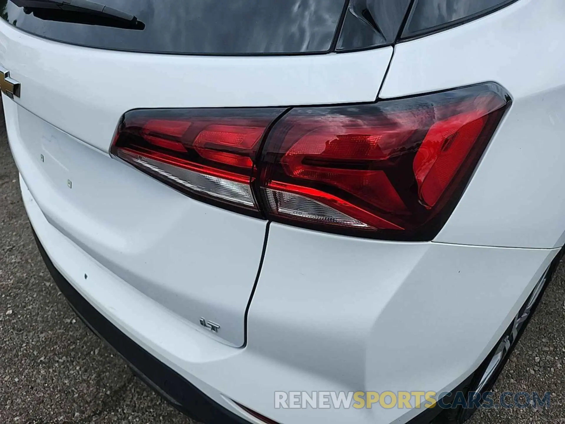 2 fotografías del automóvil dañado 3GNAXKEV1NL229773 CHEVROLET EQUINOX 2022
