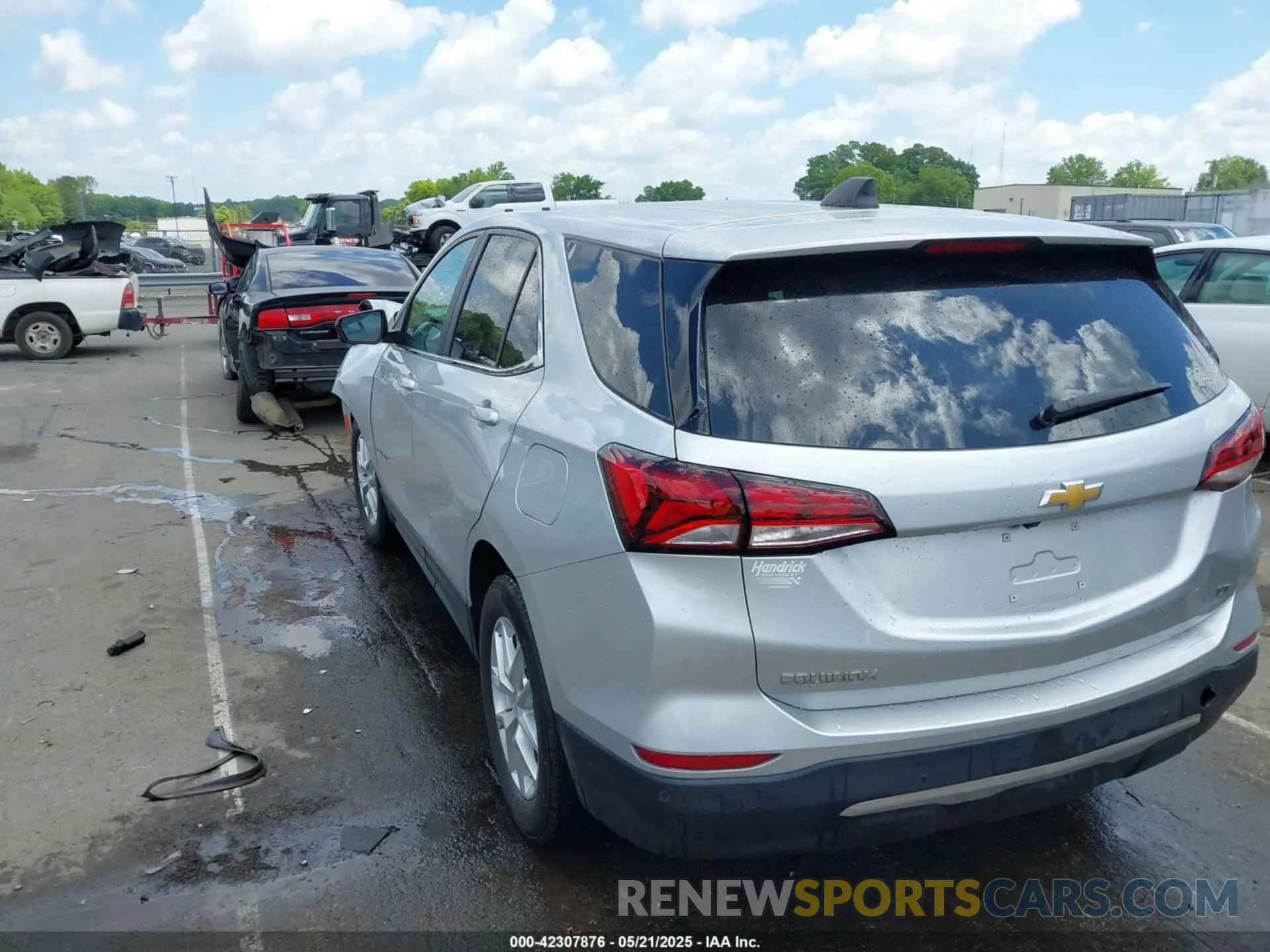3 fotografías del automóvil dañado 3GNAXKEV1NS189037 CHEVROLET EQUINOX 2022