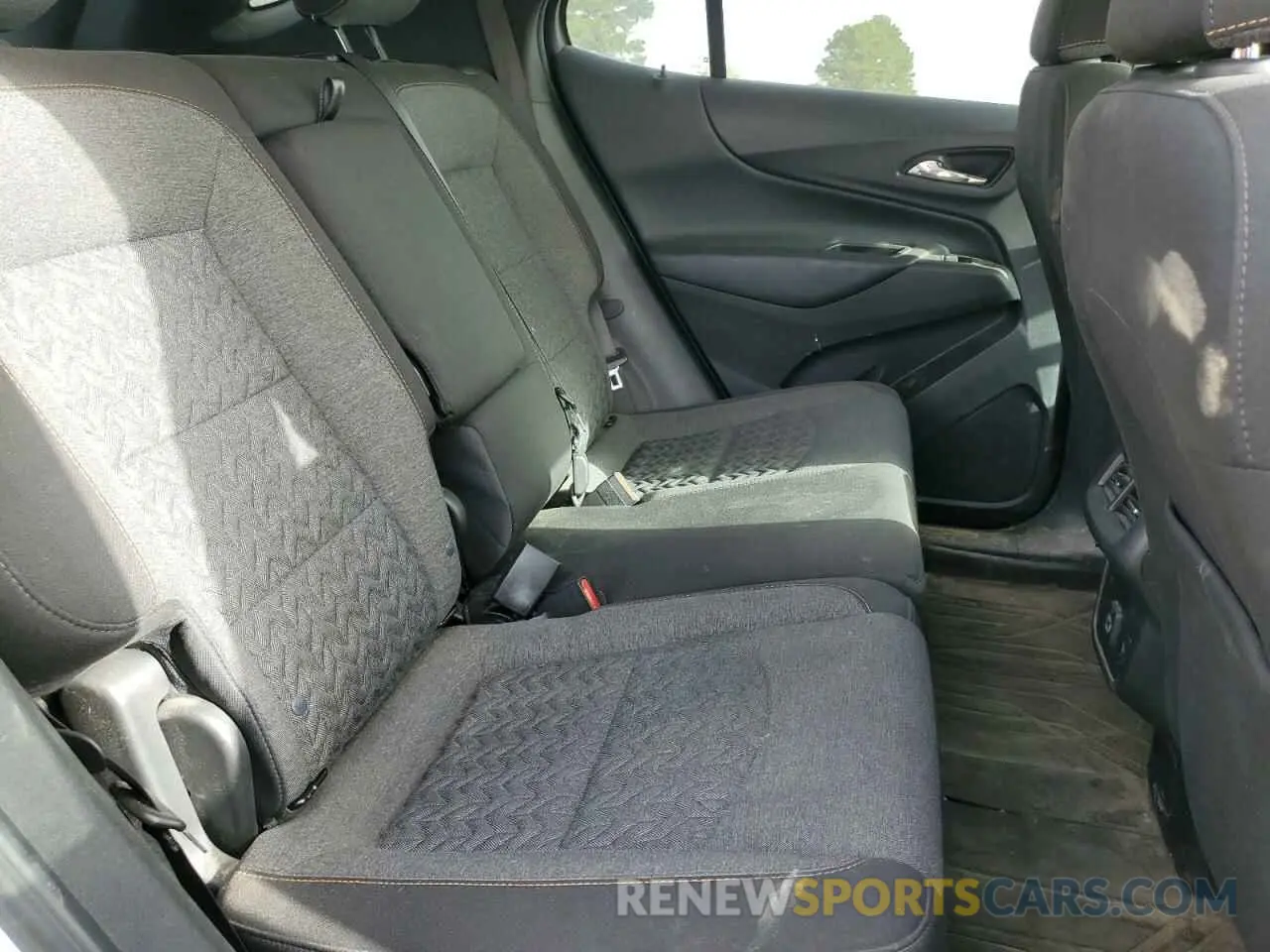11 fotografías del automóvil dañado 3GNAXKEV2NL296835 CHEVROLET EQUINOX 2022