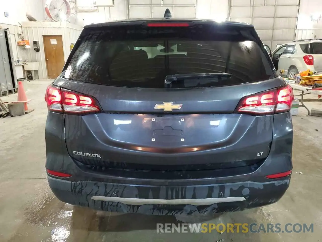 6 fotografías del automóvil dañado 3GNAXKEV2NS244921 CHEVROLET EQUINOX 2022