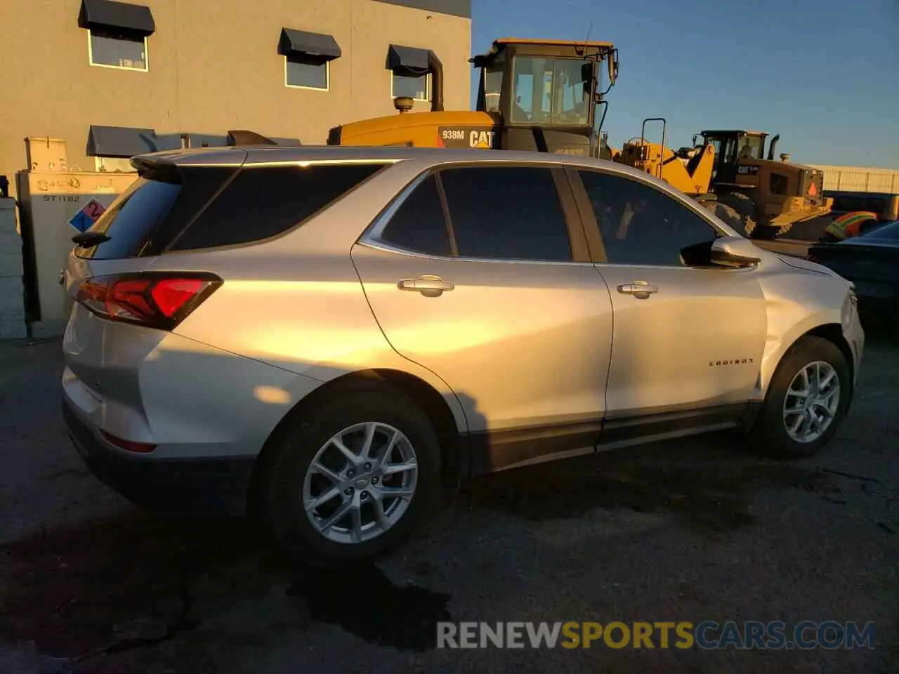 3 fotografías del automóvil dañado 3GNAXKEV3NL147737 CHEVROLET EQUINOX 2022