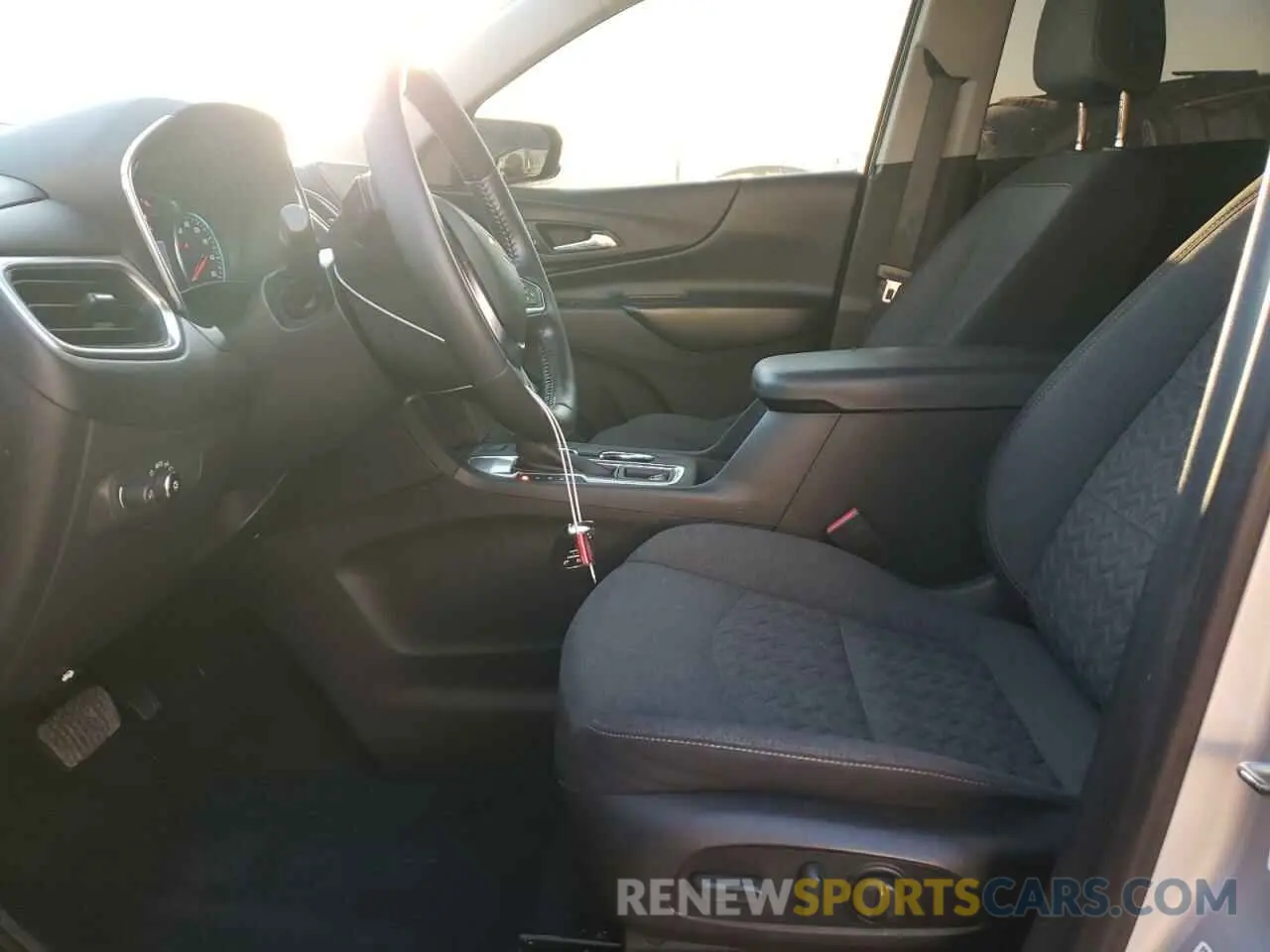 7 fotografías del automóvil dañado 3GNAXKEV3NL147737 CHEVROLET EQUINOX 2022