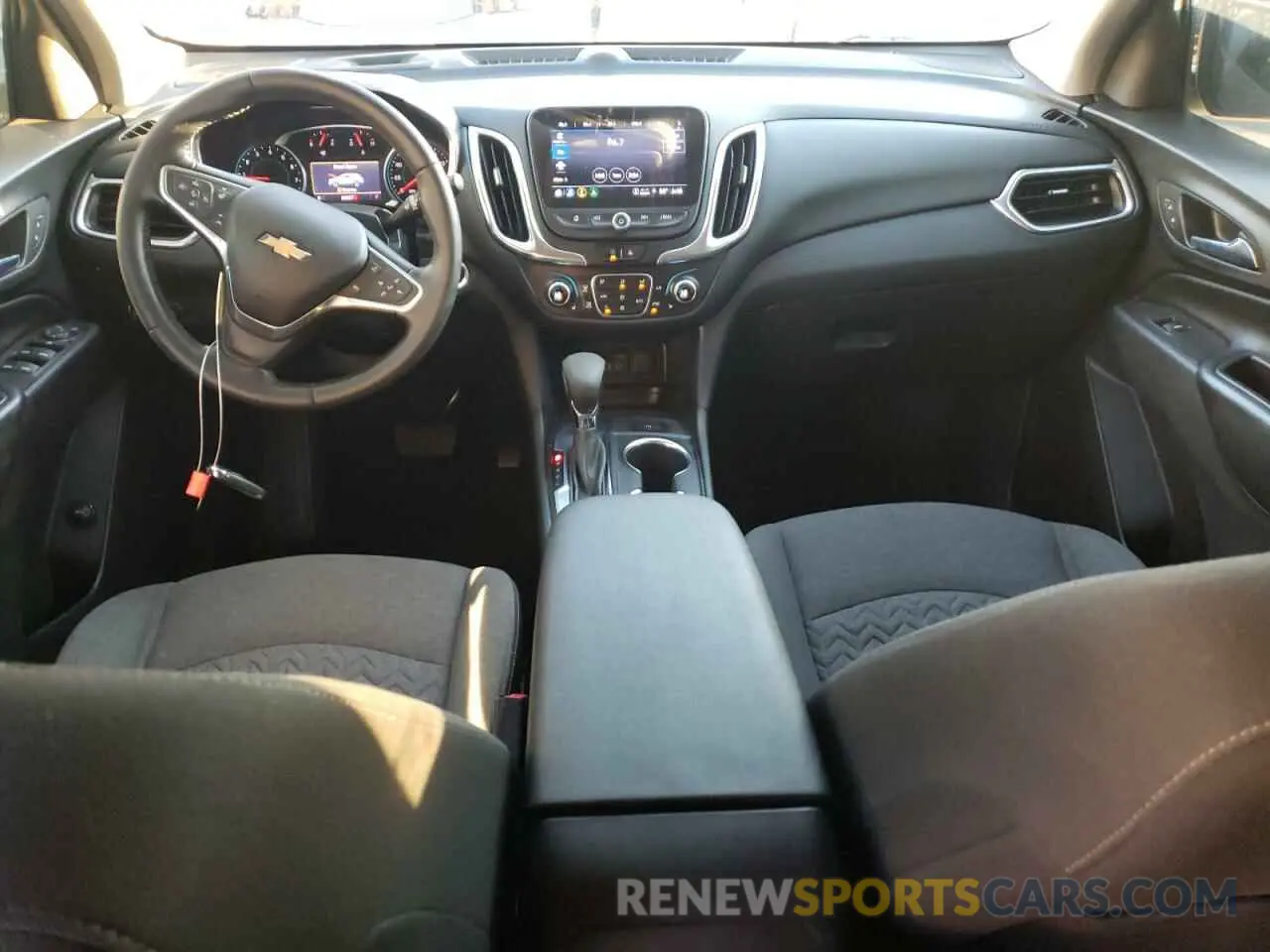8 fotografías del automóvil dañado 3GNAXKEV3NL147737 CHEVROLET EQUINOX 2022