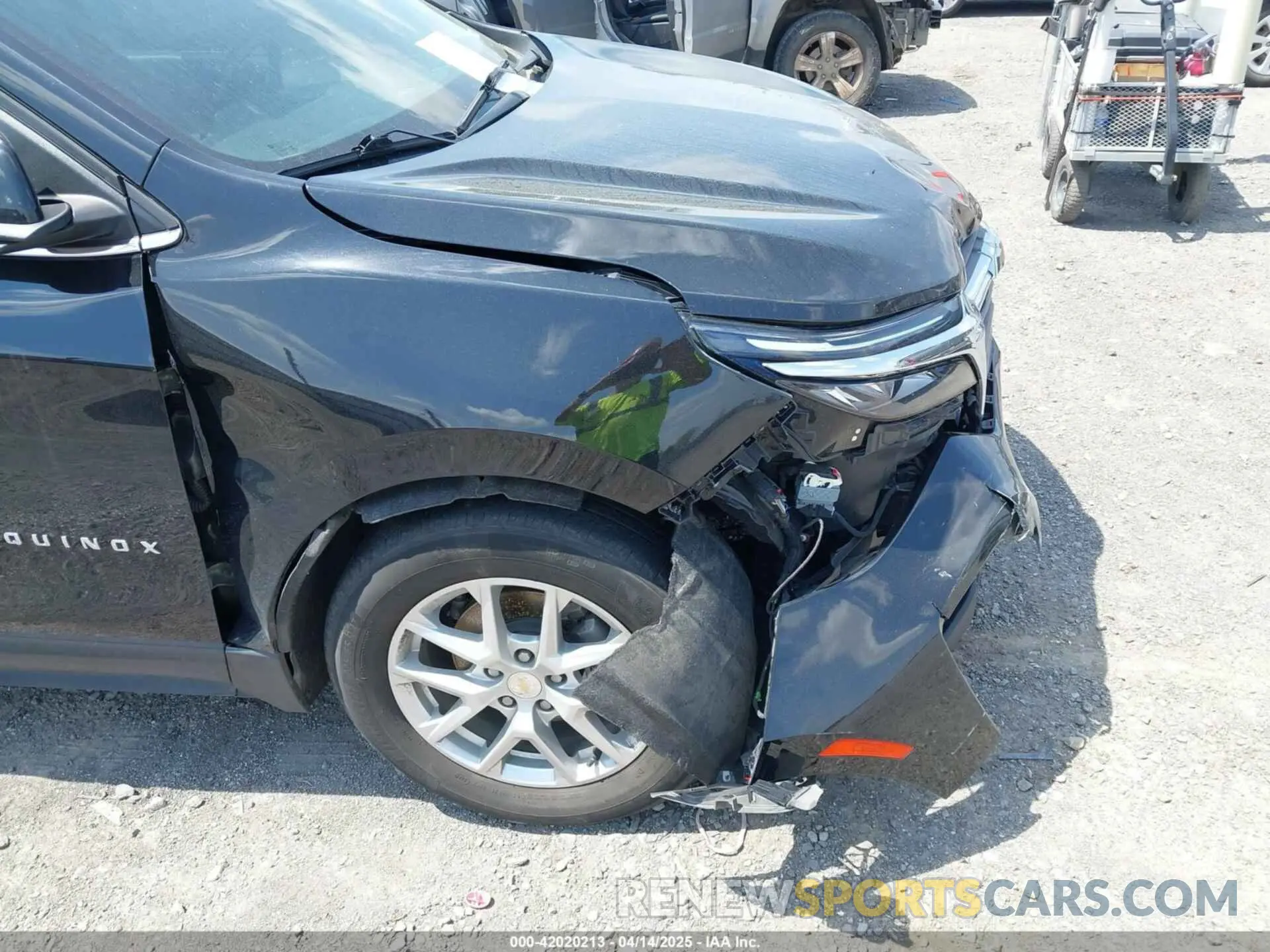 17 fotografías del automóvil dañado 3GNAXKEV3NL281177 CHEVROLET EQUINOX 2022