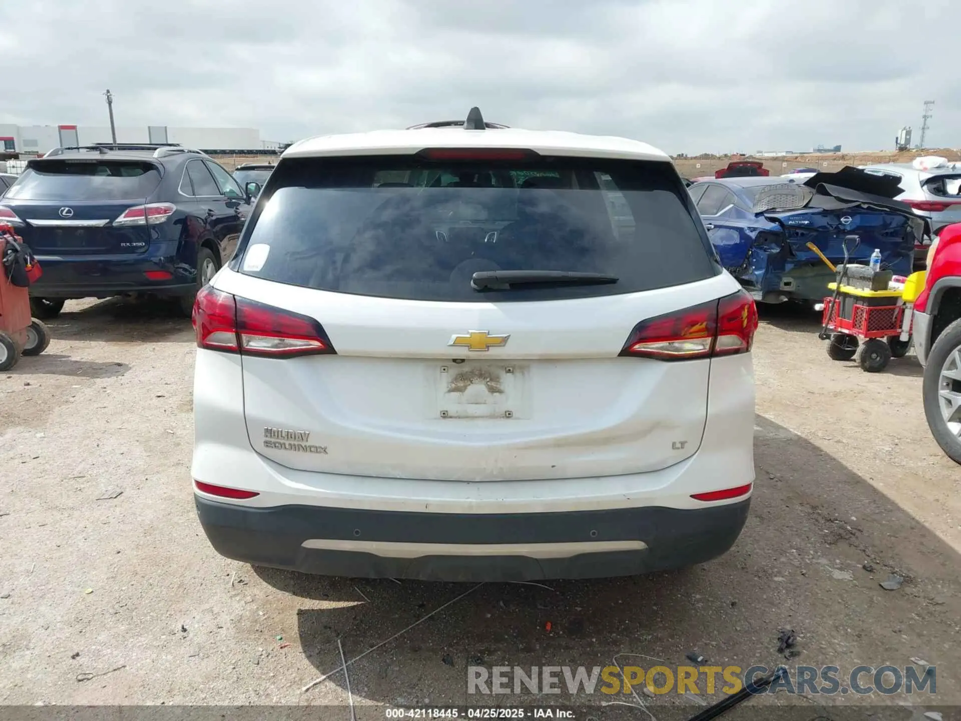 17 fotografías del automóvil dañado 3GNAXKEV3NL298187 CHEVROLET EQUINOX 2022