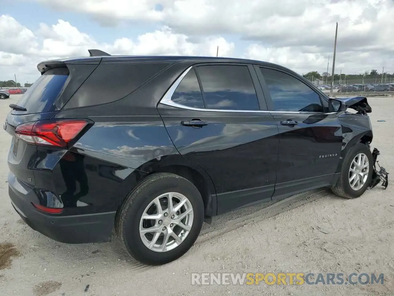 3 fotografías del automóvil dañado 3GNAXKEV4NL107134 CHEVROLET EQUINOX 2022