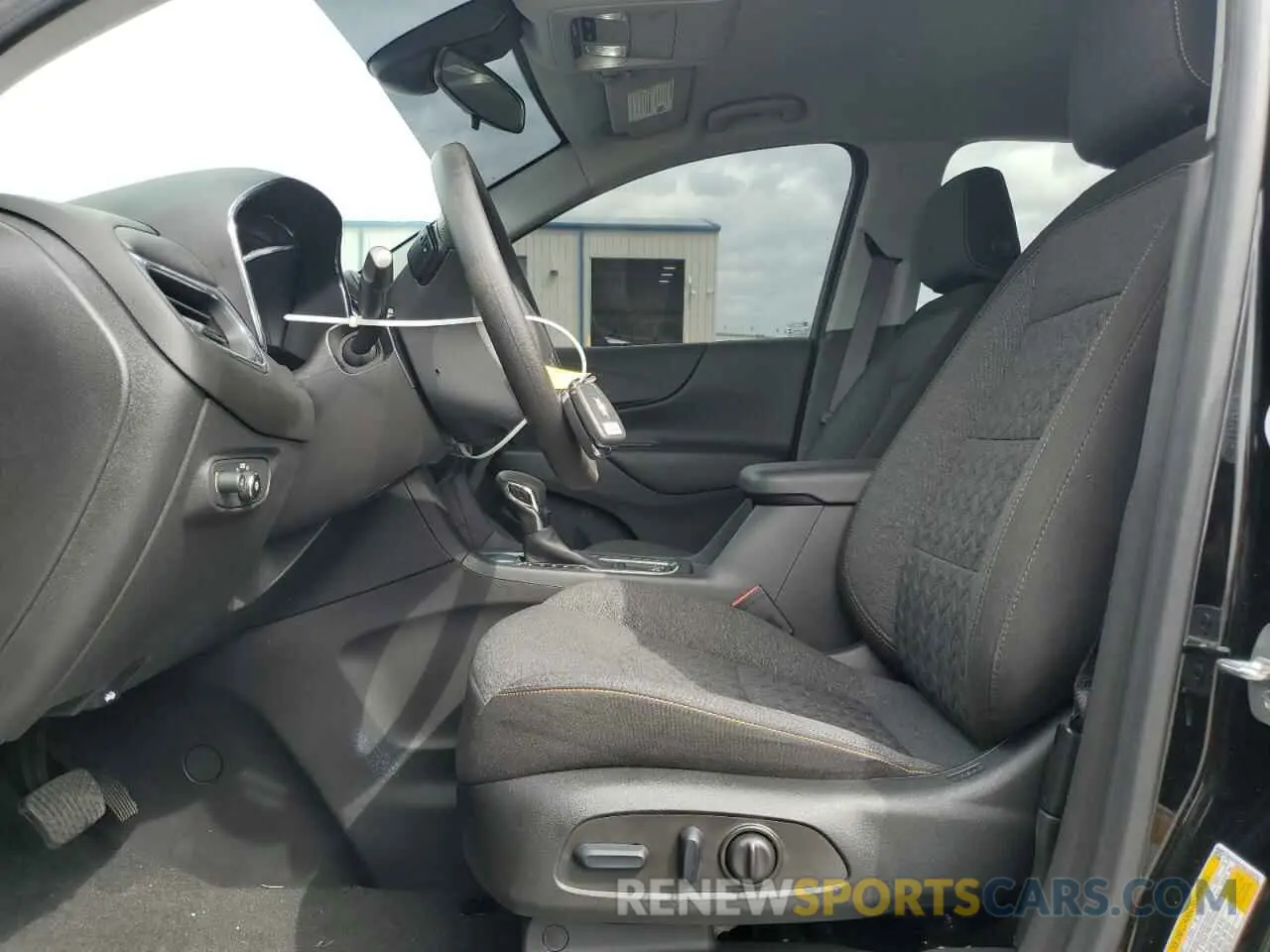 7 fotografías del automóvil dañado 3GNAXKEV4NL255333 CHEVROLET EQUINOX 2022