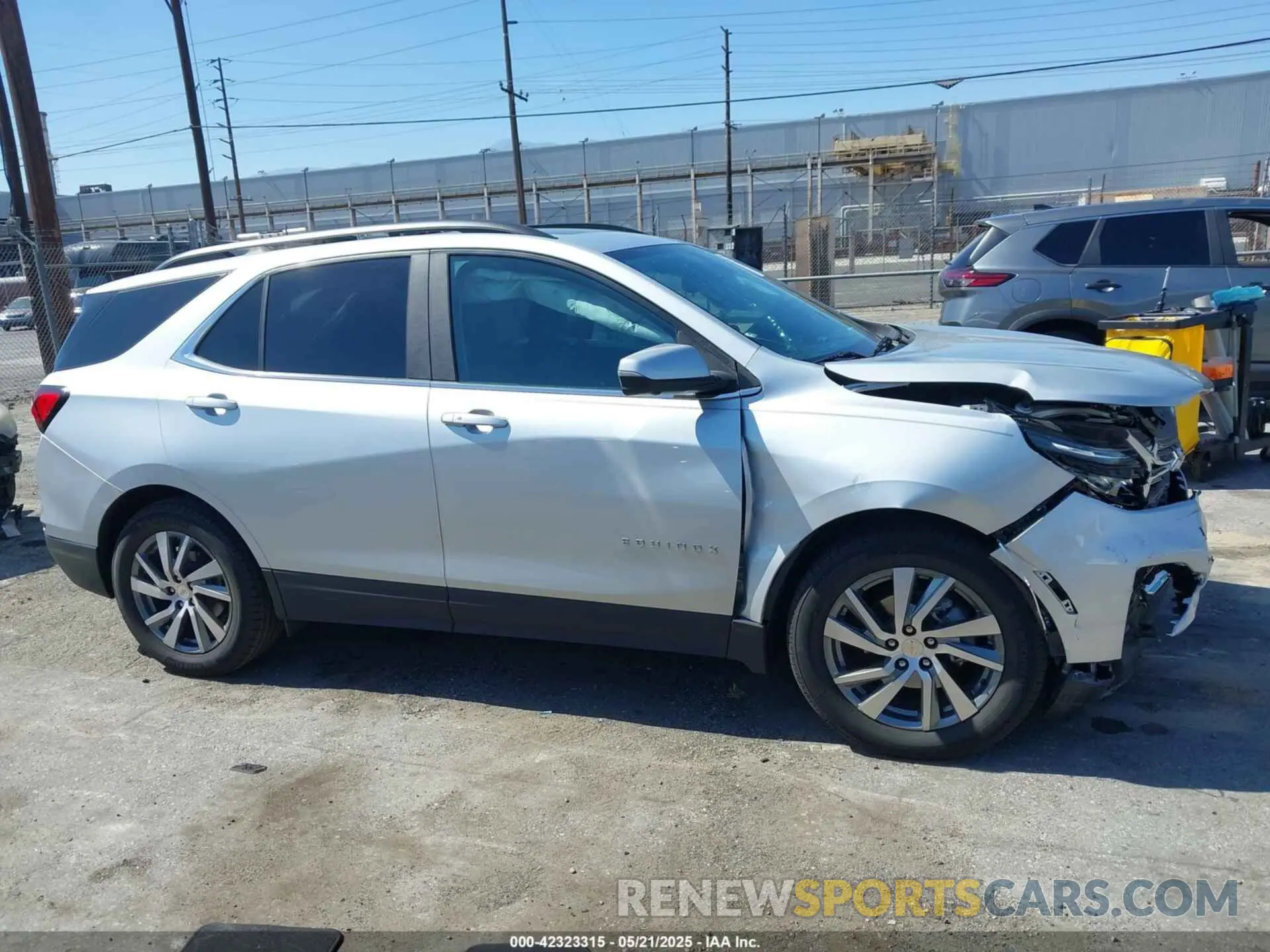 13 fotografías del automóvil dañado 3GNAXKEV4NL262654 CHEVROLET EQUINOX 2022