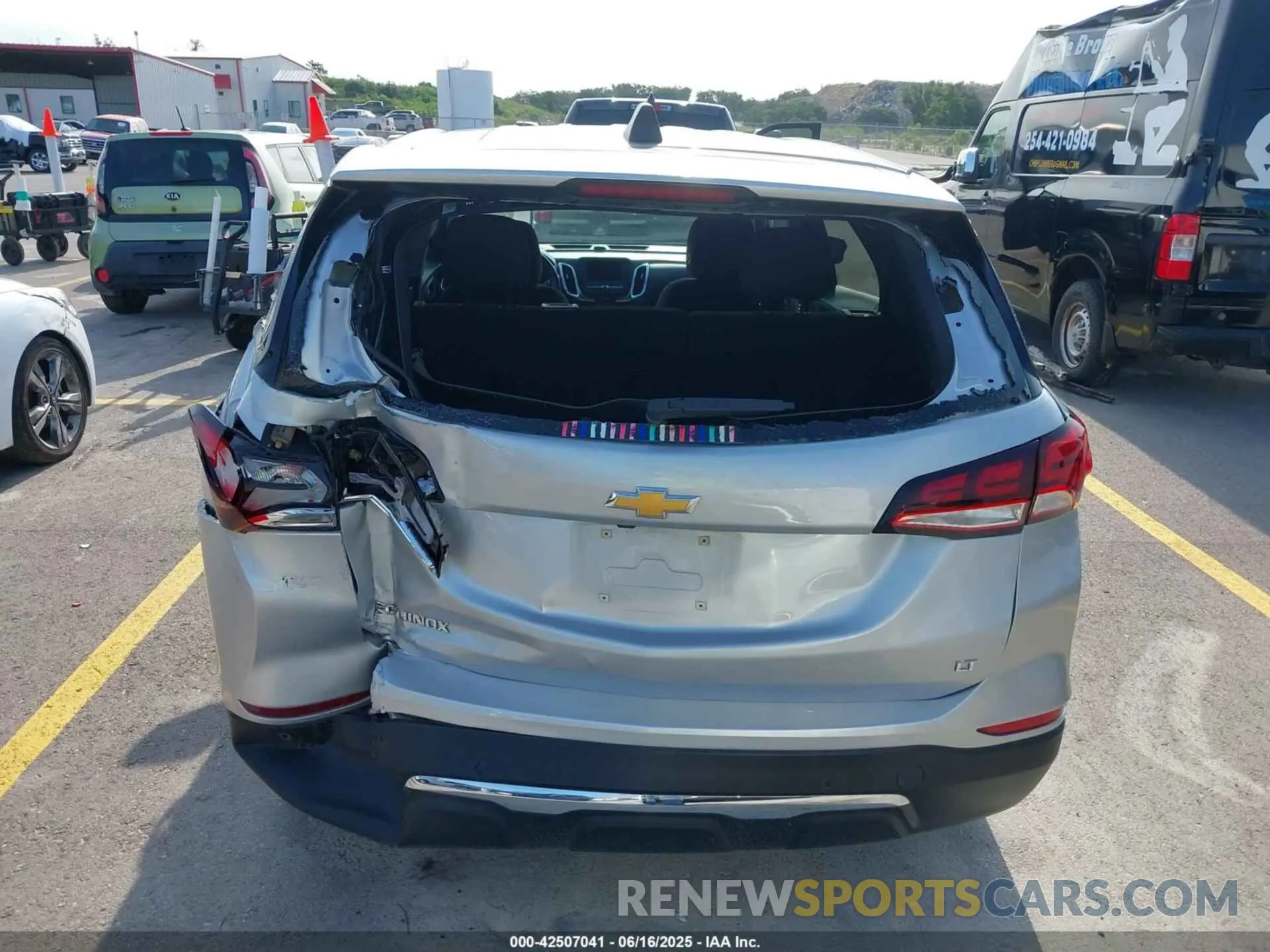 16 fotografías del automóvil dañado 3GNAXKEV5NL160179 CHEVROLET EQUINOX 2022