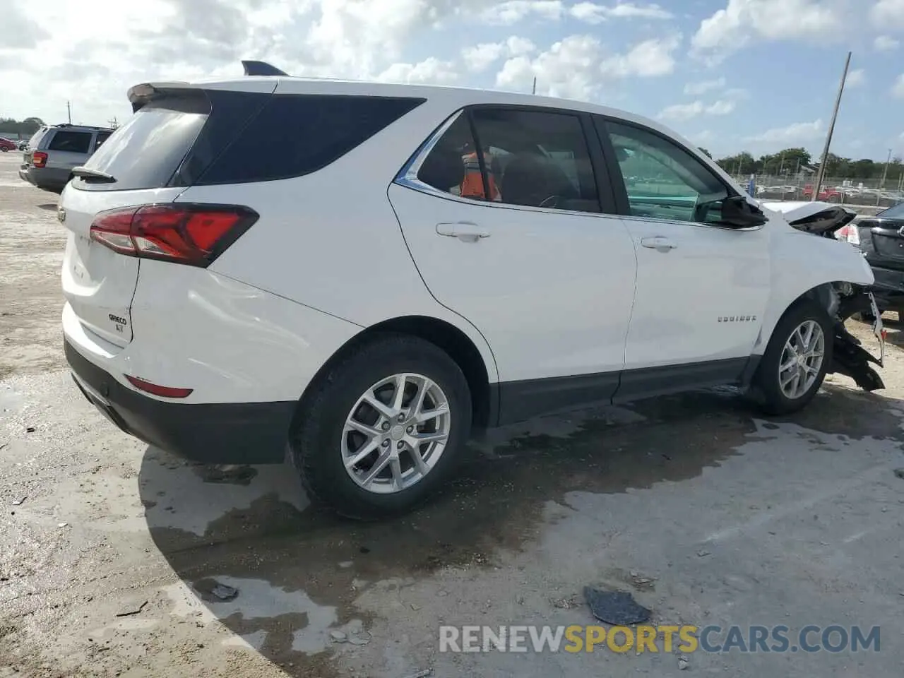 3 fotografías del automóvil dañado 3GNAXKEV5NL205136 CHEVROLET EQUINOX 2022
