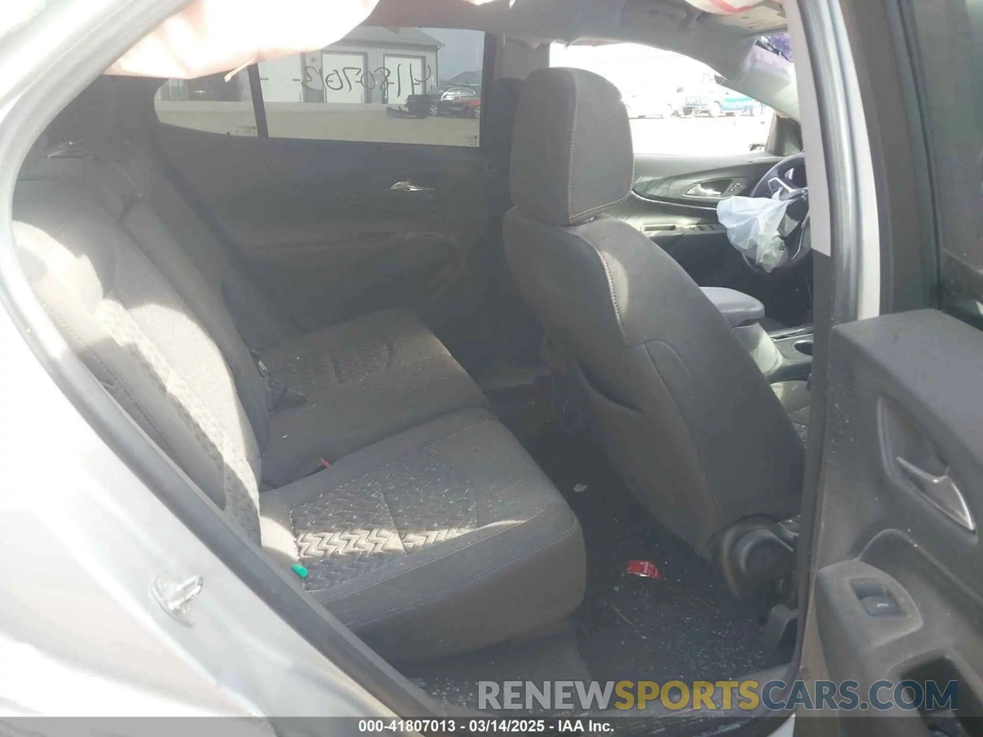 8 fotografías del automóvil dañado 3GNAXKEV6NL106342 CHEVROLET EQUINOX 2022