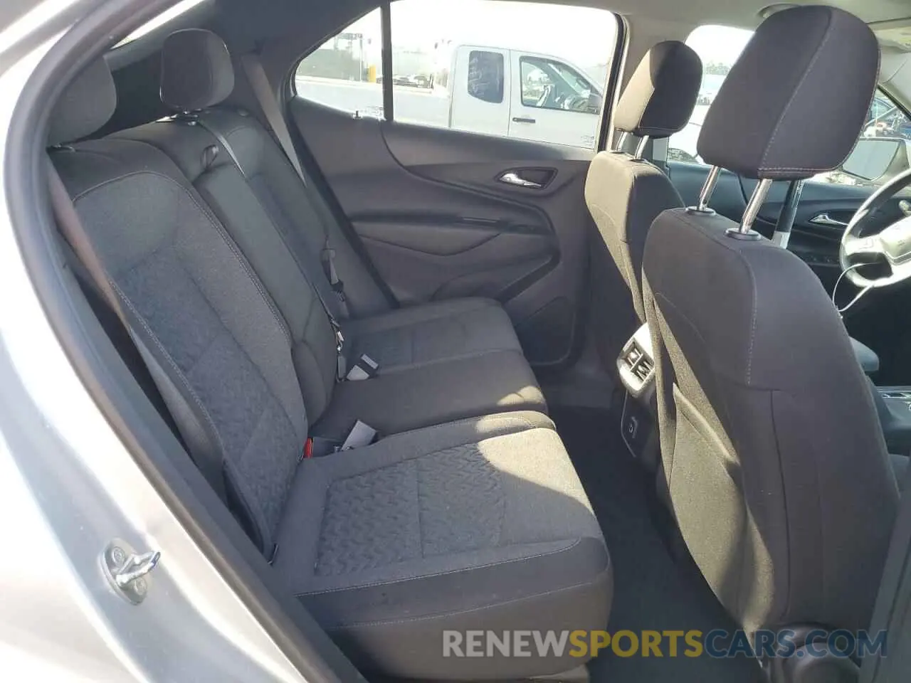 11 fotografías del automóvil dañado 3GNAXKEV6NL137686 CHEVROLET EQUINOX 2022
