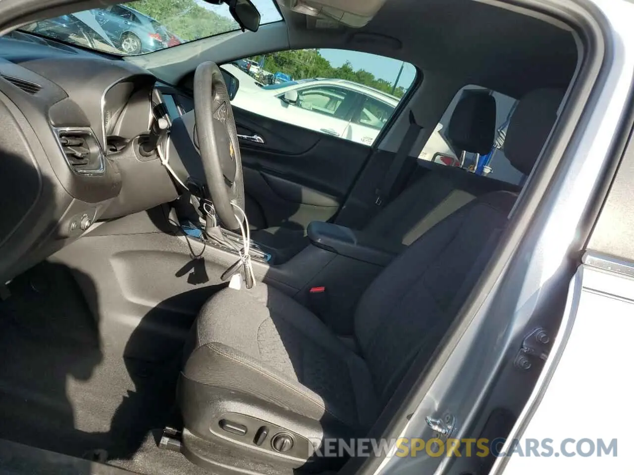 7 fotografías del automóvil dañado 3GNAXKEV6NL137686 CHEVROLET EQUINOX 2022