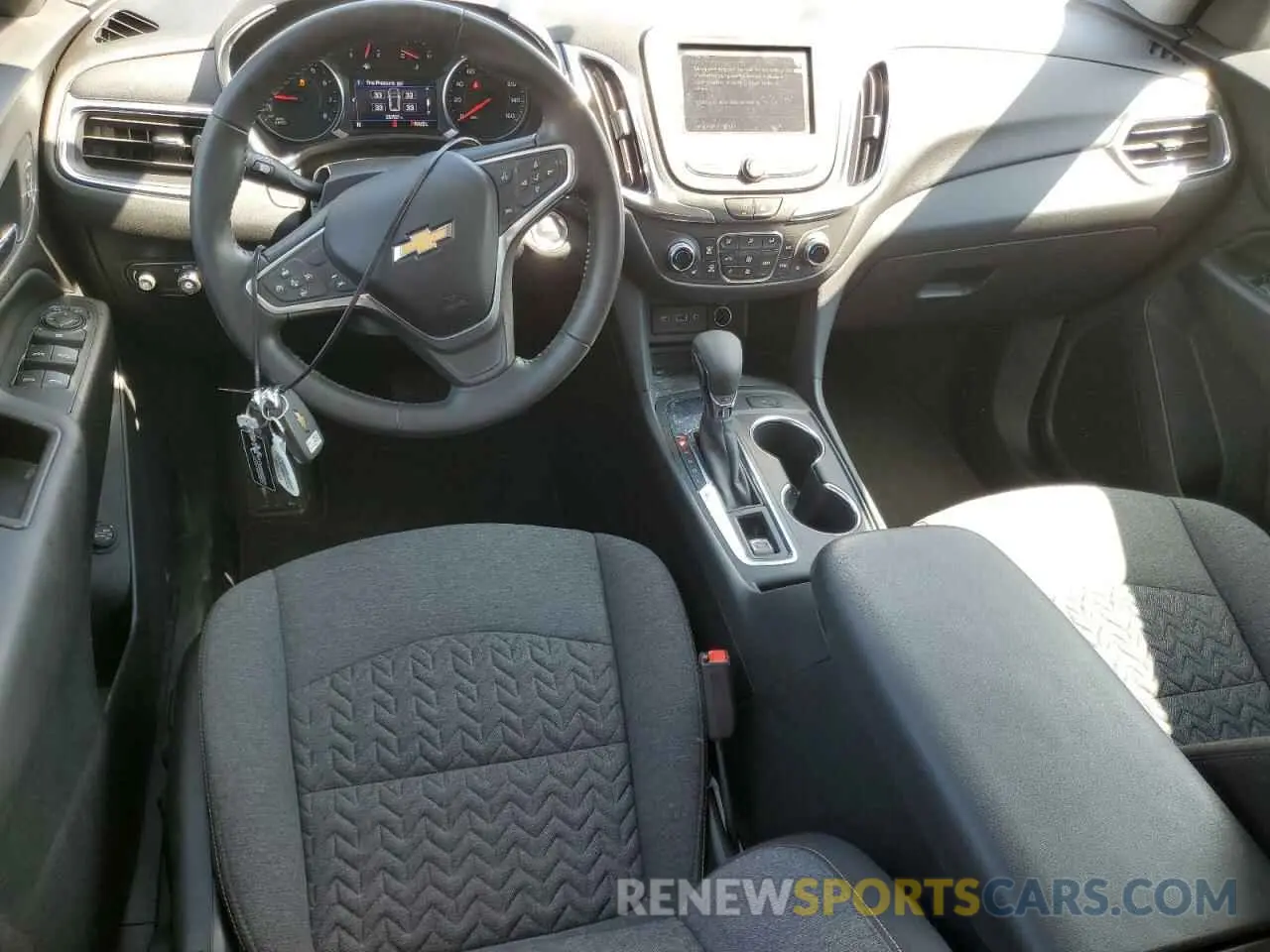 8 fotografías del automóvil dañado 3GNAXKEV6NL232538 CHEVROLET EQUINOX 2022