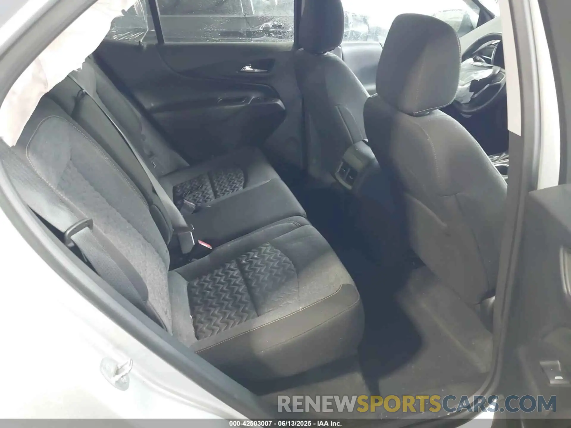 8 fotografías del automóvil dañado 3GNAXKEV7NL211312 CHEVROLET EQUINOX 2022