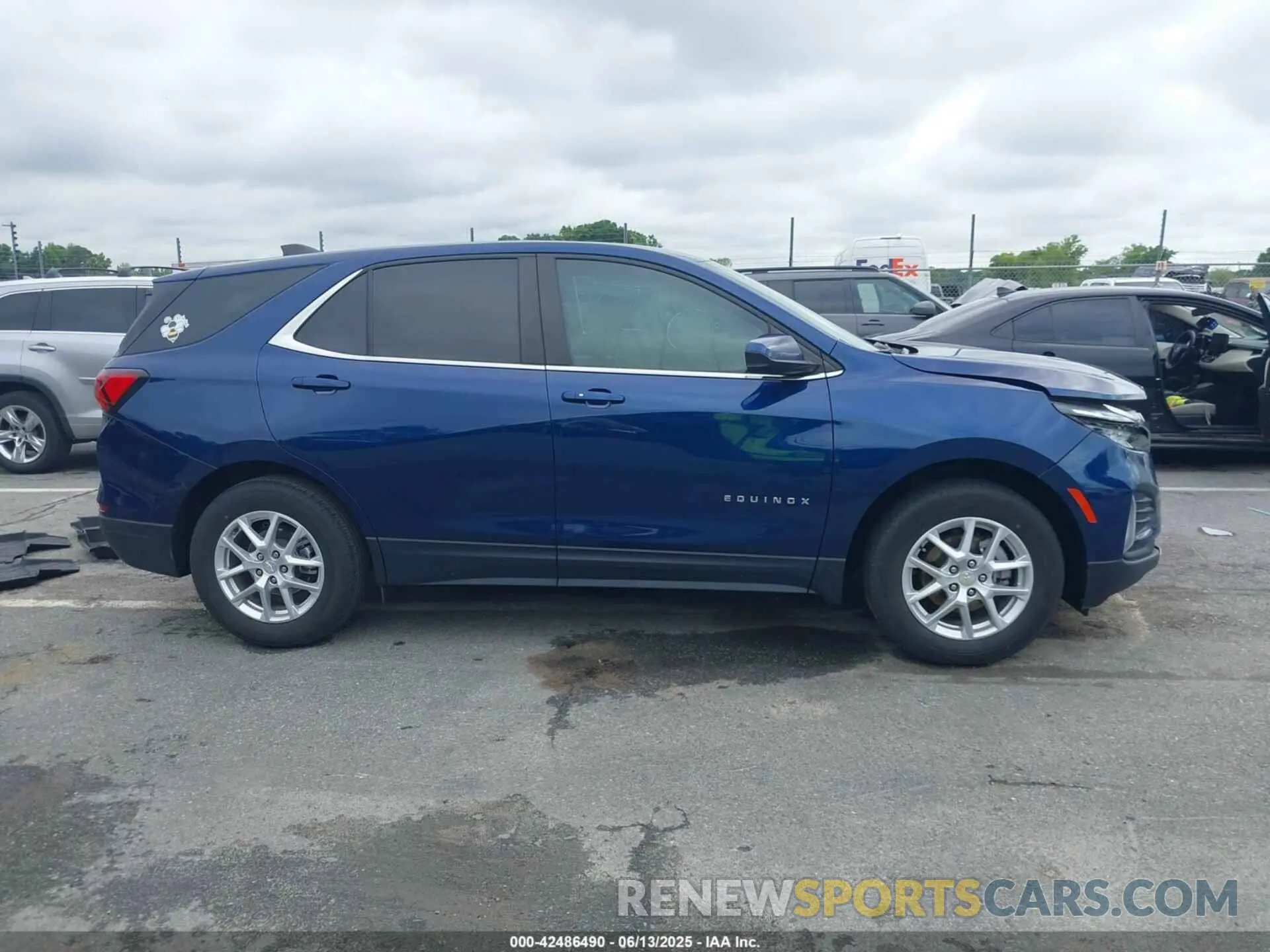13 fotografías del automóvil dañado 3GNAXKEV7NL295969 CHEVROLET EQUINOX 2022