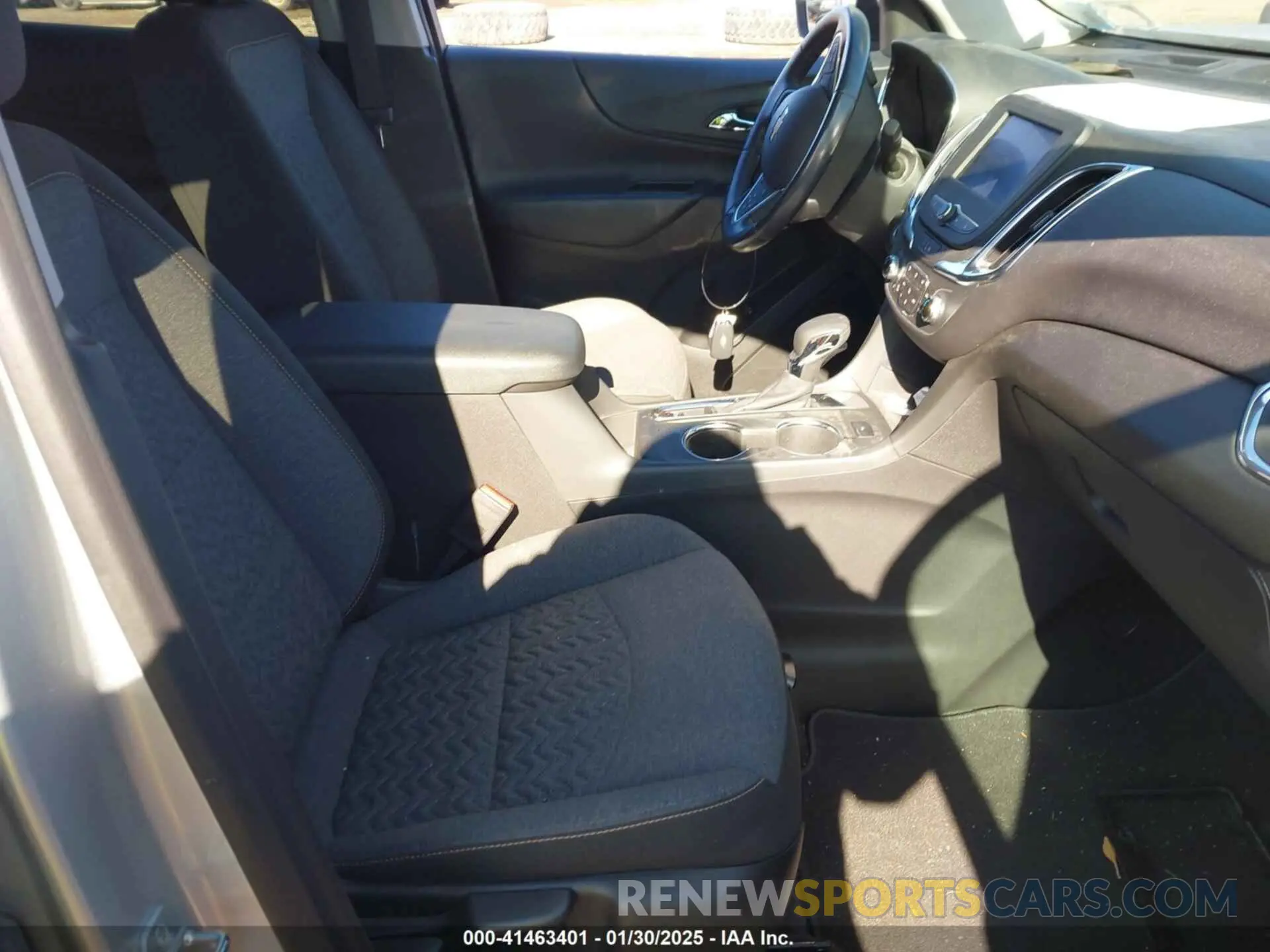 5 fotografías del automóvil dañado 3GNAXKEV8NL180586 CHEVROLET EQUINOX 2022