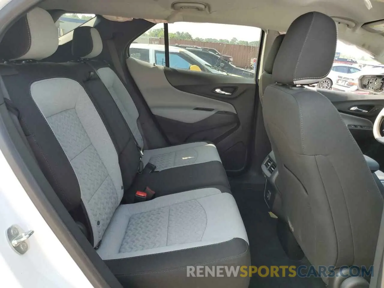 11 fotografías del automóvil dañado 3GNAXKEV8NL246585 CHEVROLET EQUINOX 2022