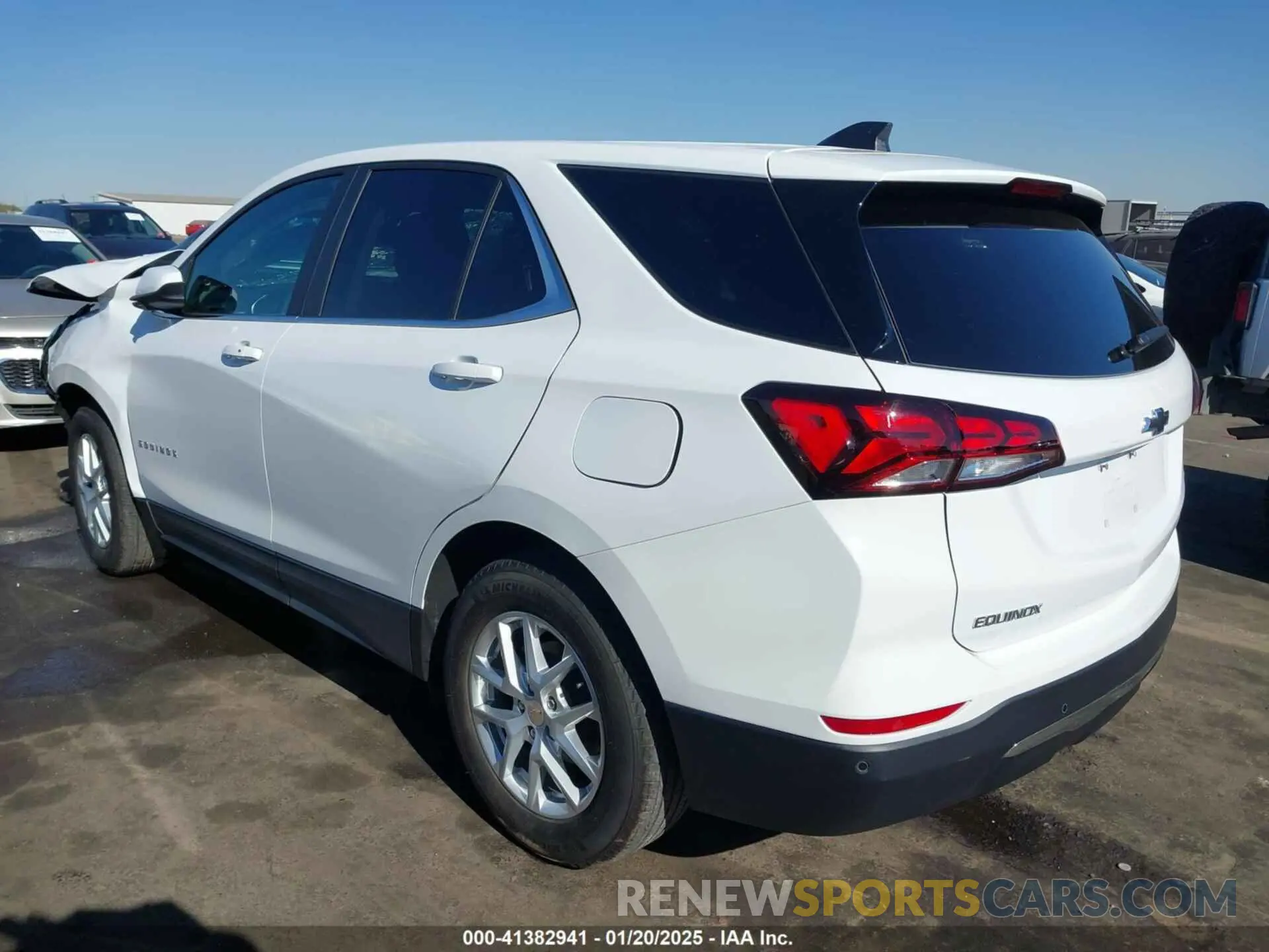 3 fotografías del automóvil dañado 3GNAXKEV8NL267551 CHEVROLET EQUINOX 2022