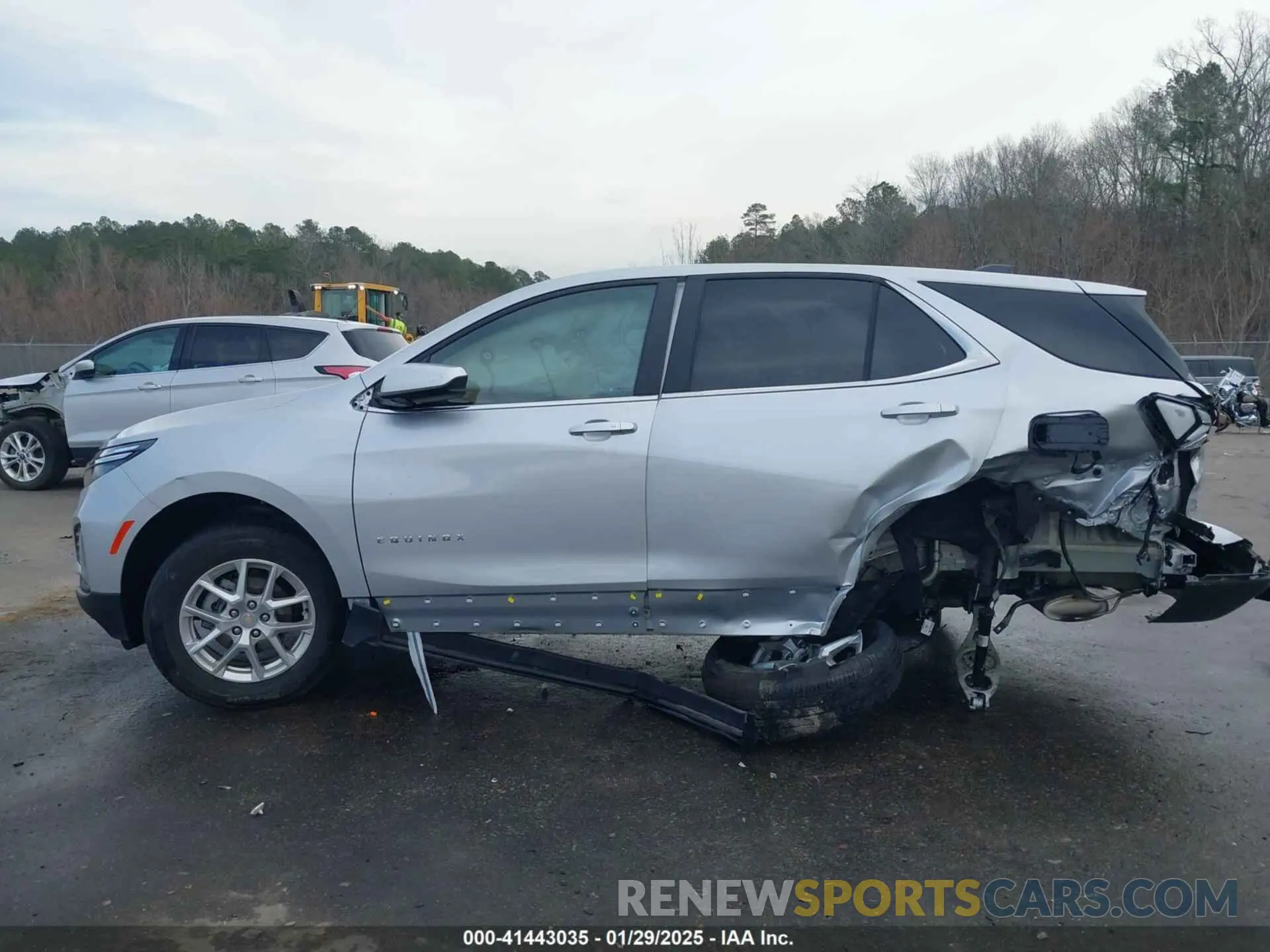 14 fotografías del automóvil dañado 3GNAXKEV8NS174437 CHEVROLET EQUINOX 2022