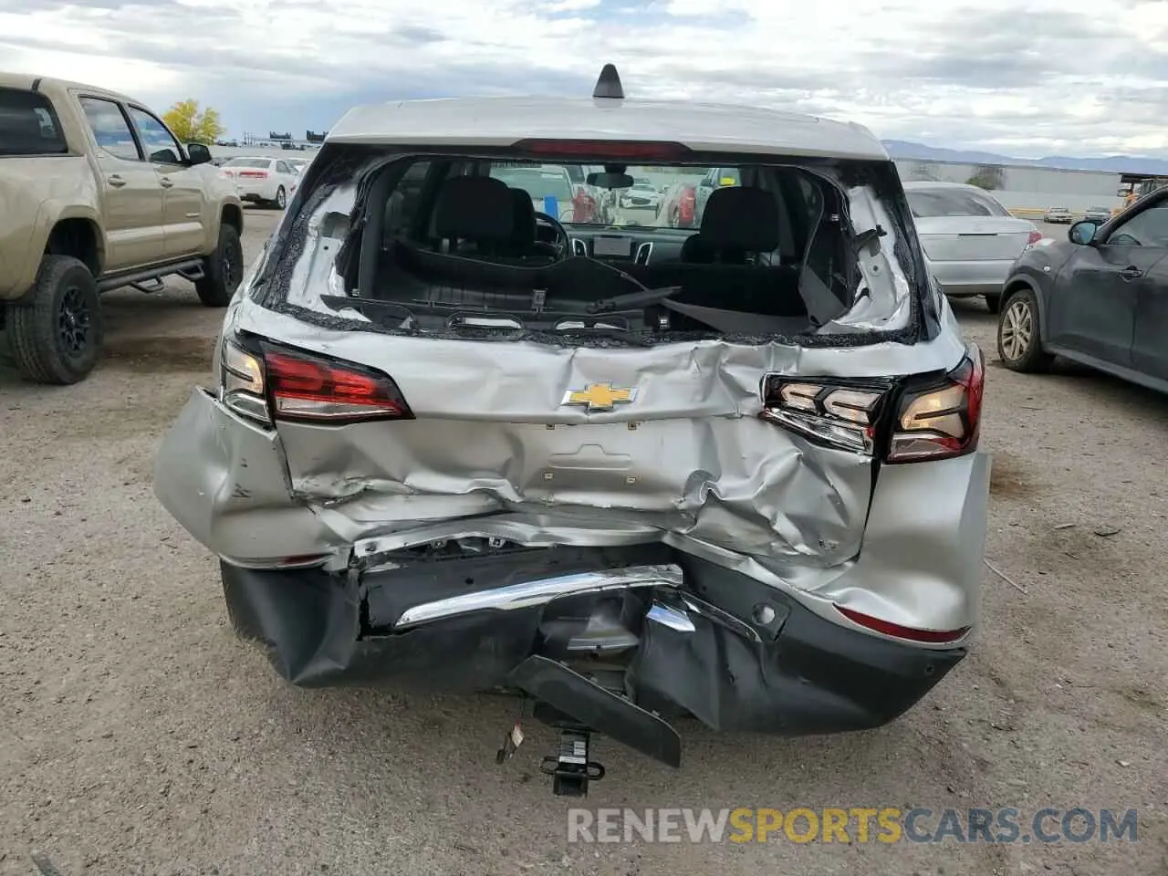 6 fotografías del automóvil dañado 3GNAXKEV9NL235630 CHEVROLET EQUINOX 2022