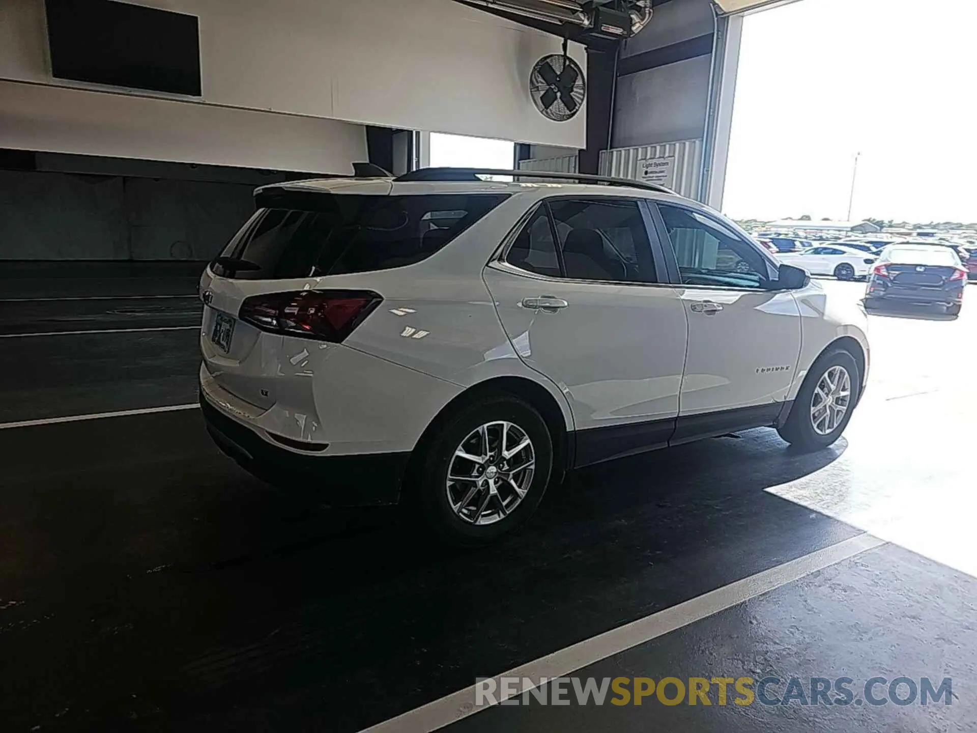 11 fotografías del automóvil dañado 3GNAXKEV9NL266411 CHEVROLET EQUINOX 2022