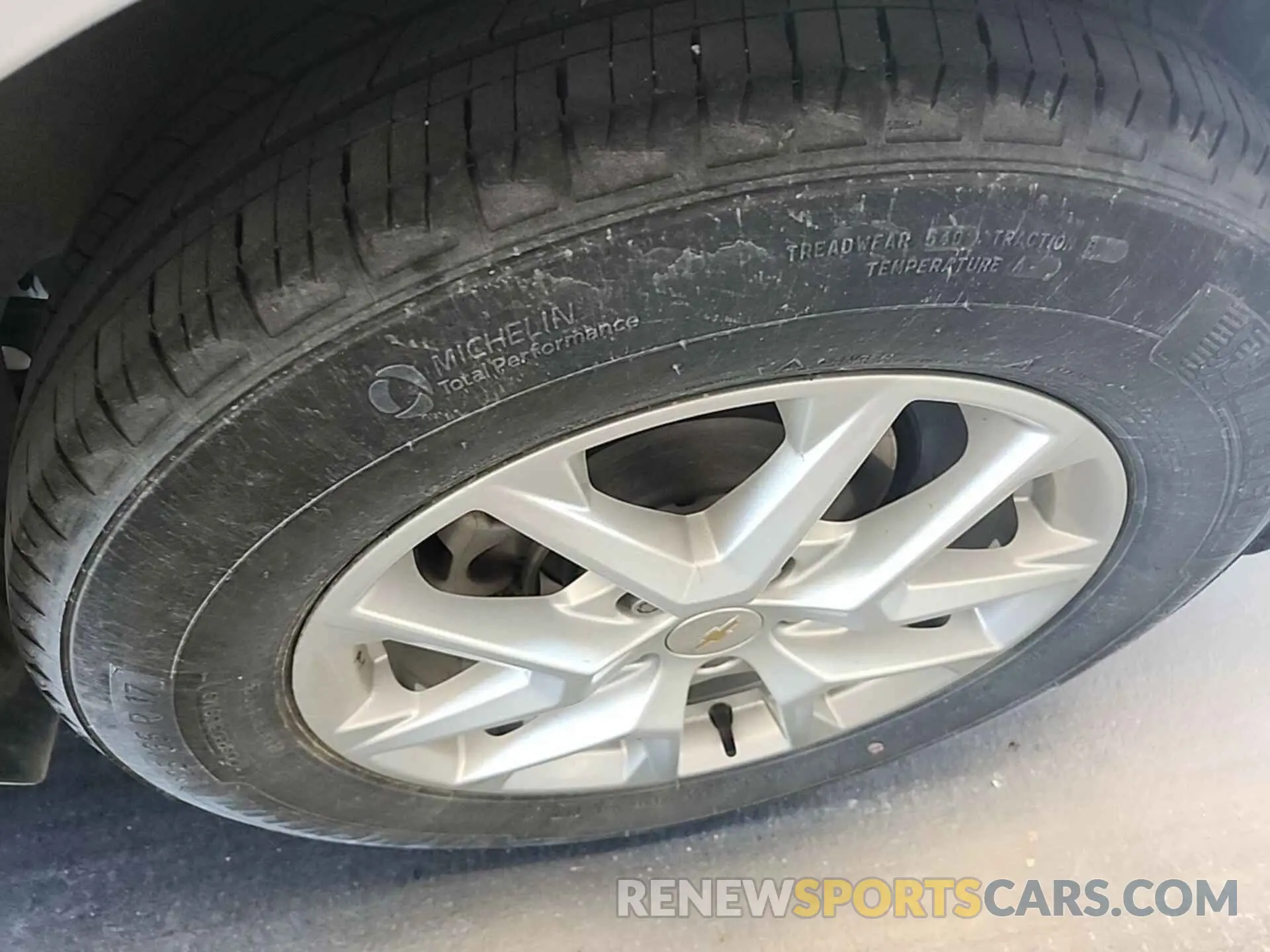 4 fotografías del automóvil dañado 3GNAXKEV9NL266411 CHEVROLET EQUINOX 2022