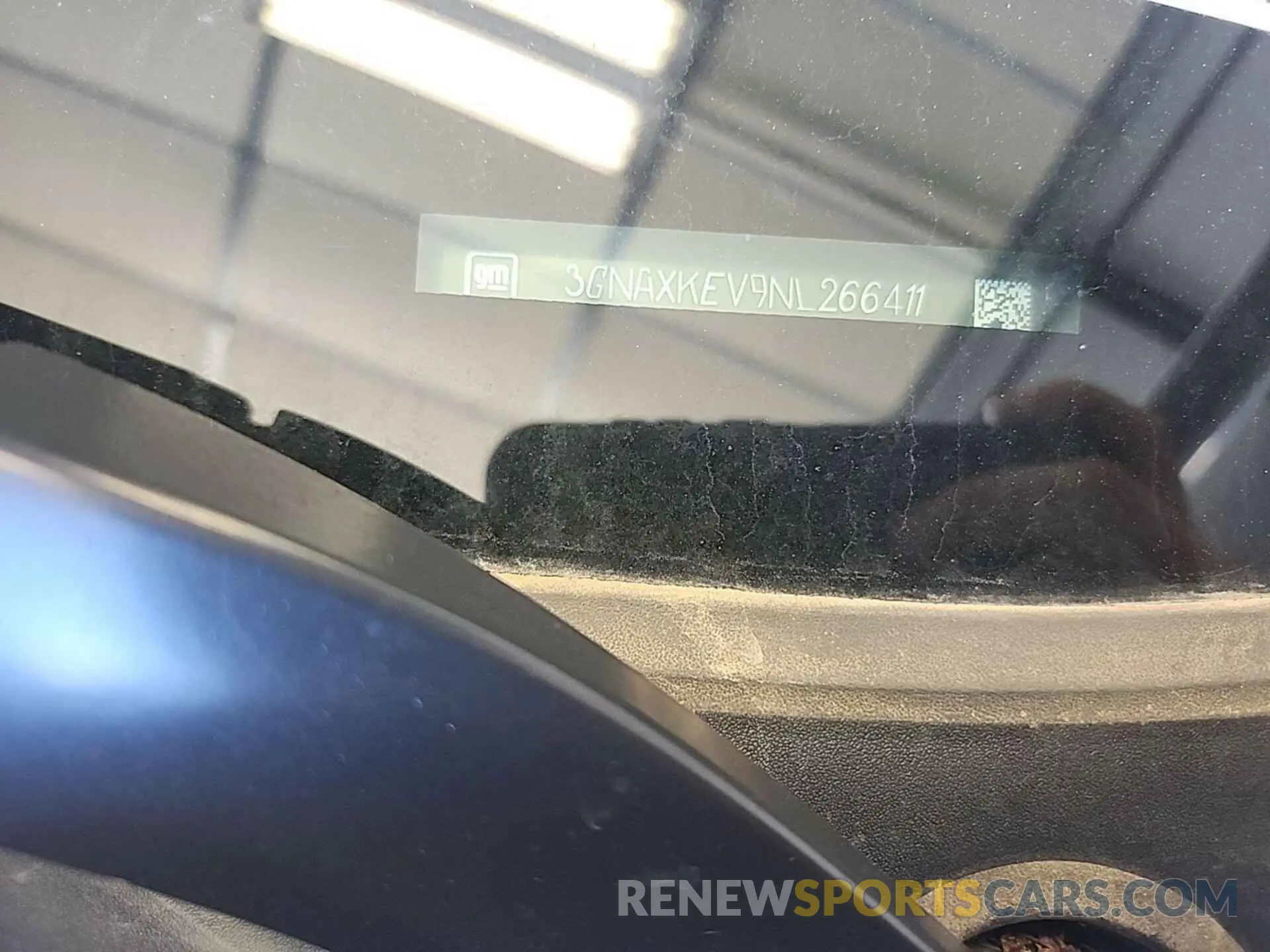 8 fotografías del automóvil dañado 3GNAXKEV9NL266411 CHEVROLET EQUINOX 2022
