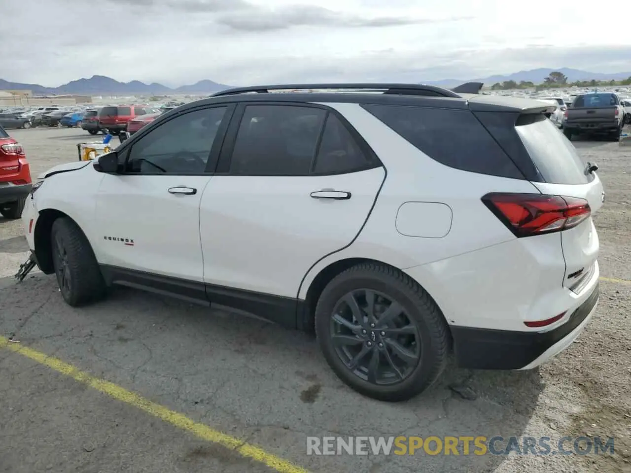 2 fotografías del automóvil dañado 3GNAXMEV0NS186609 CHEVROLET EQUINOX 2022