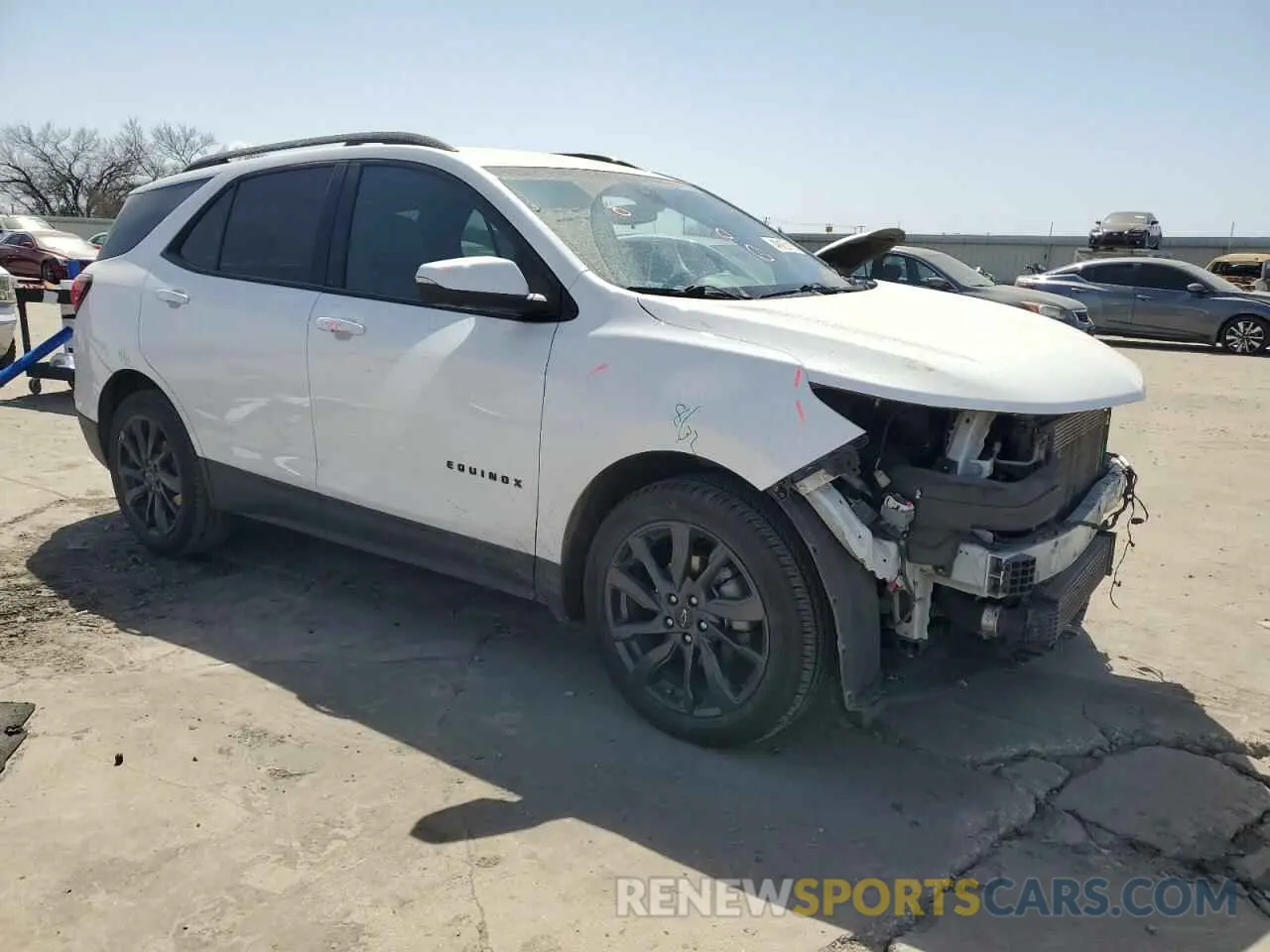 4 fotografías del automóvil dañado 3GNAXMEV0NS200363 CHEVROLET EQUINOX 2022
